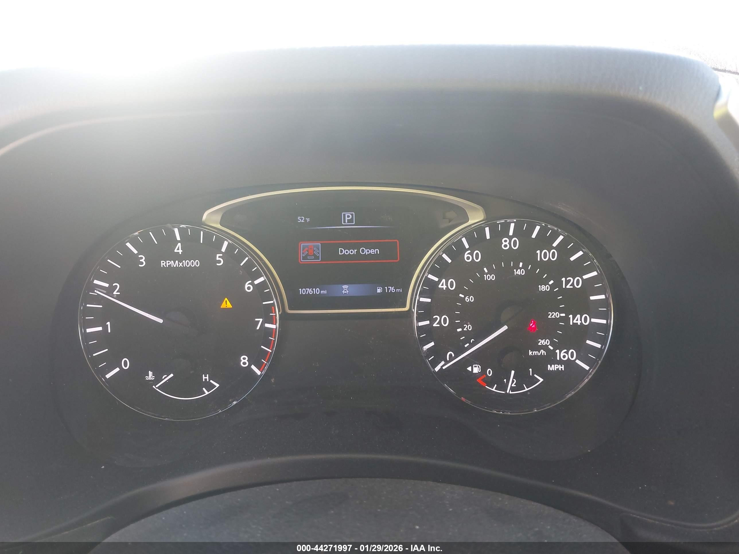 NISSAN PATHFINDER image 7