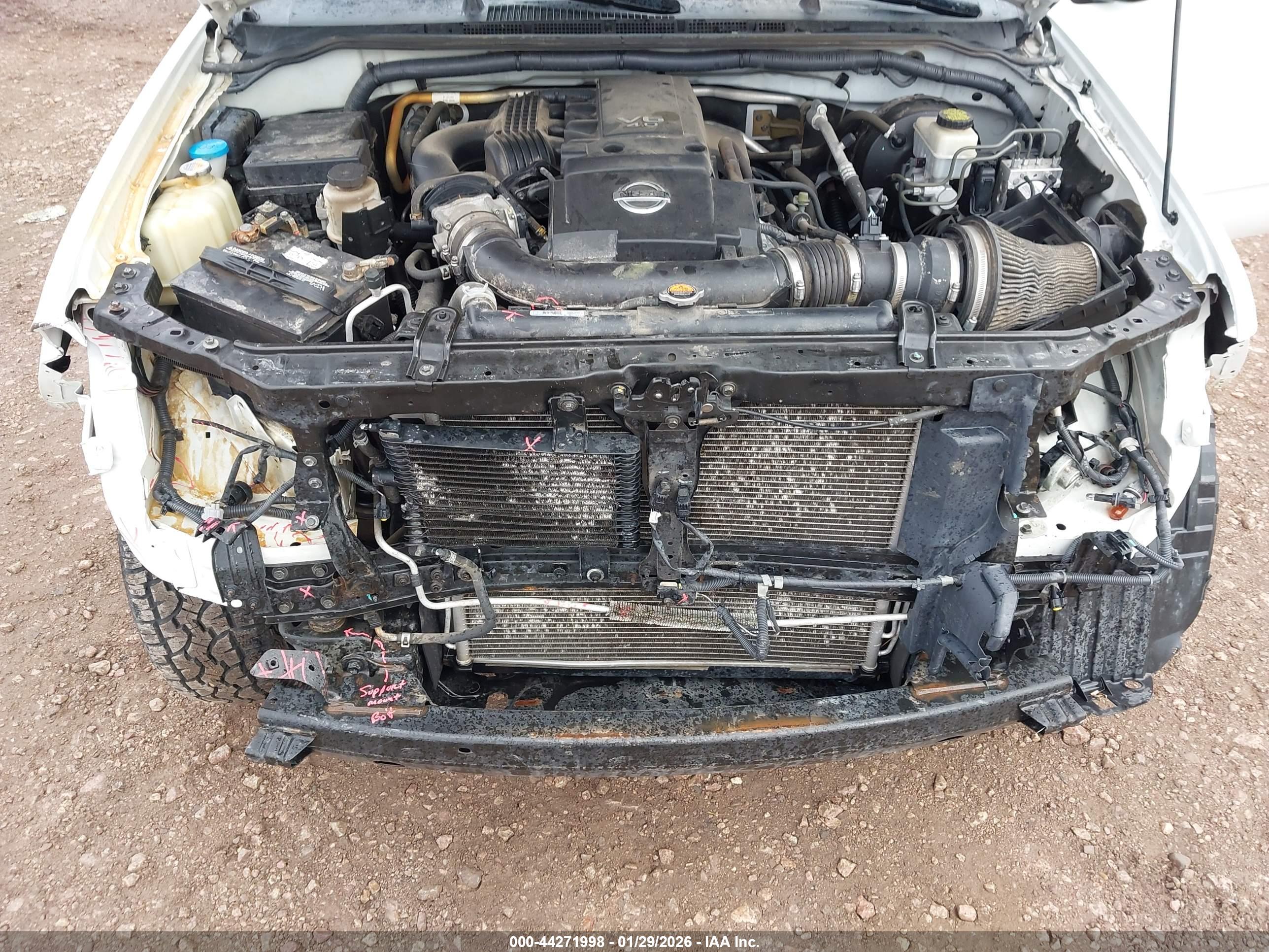 NISSAN FRONTIER image 10