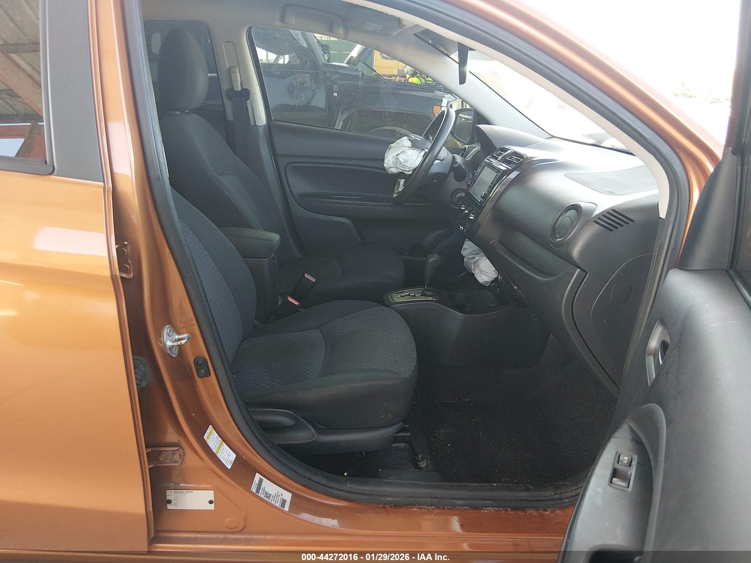 MITSUBISHI MIRAGE image 5