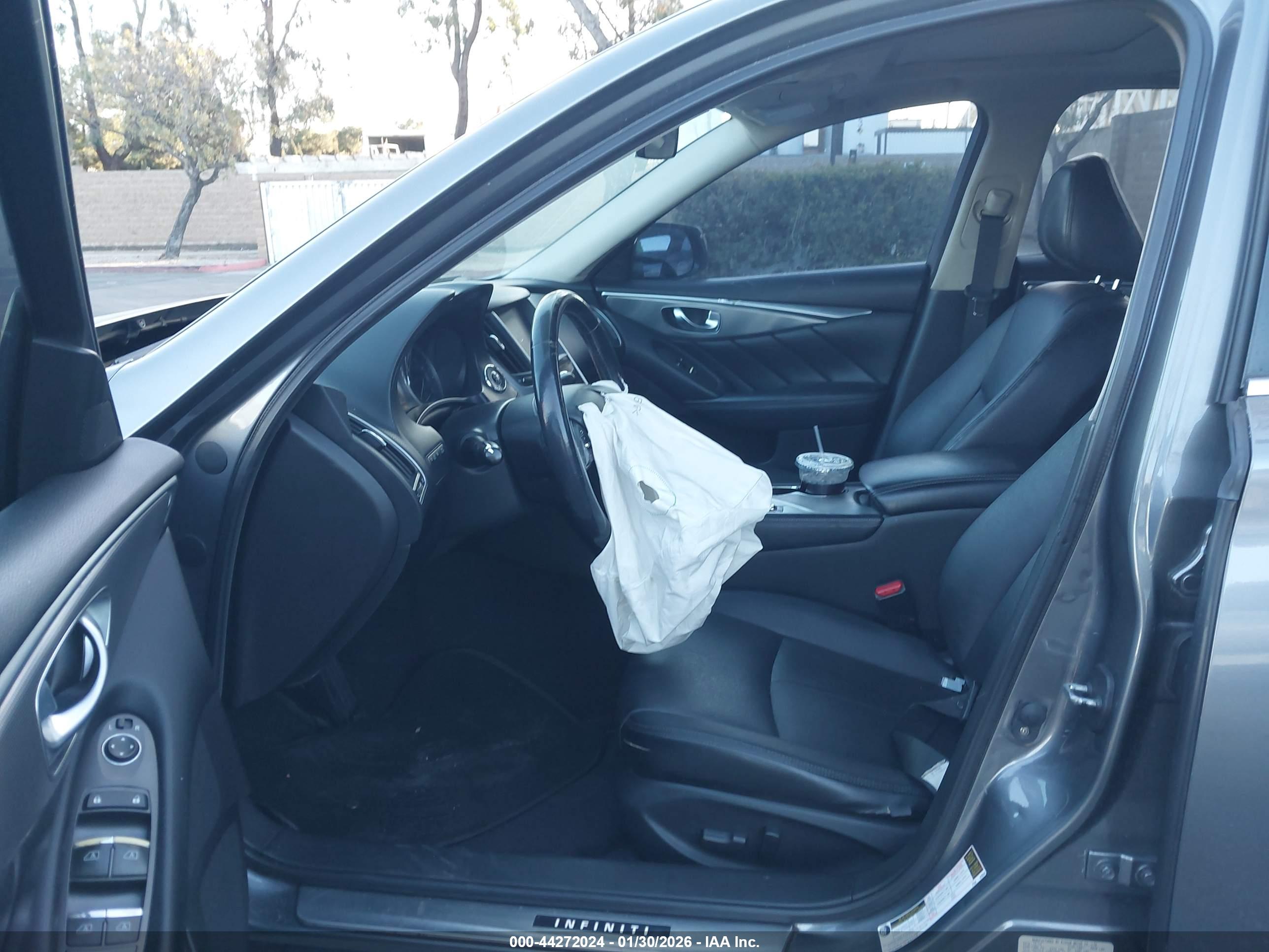 INFINITI Q50 image 5