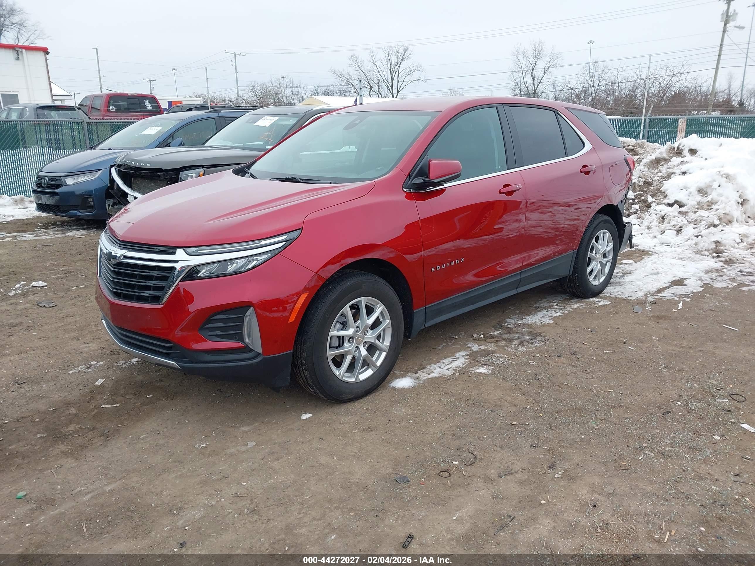 CHEVROLET EQUINOX image 2