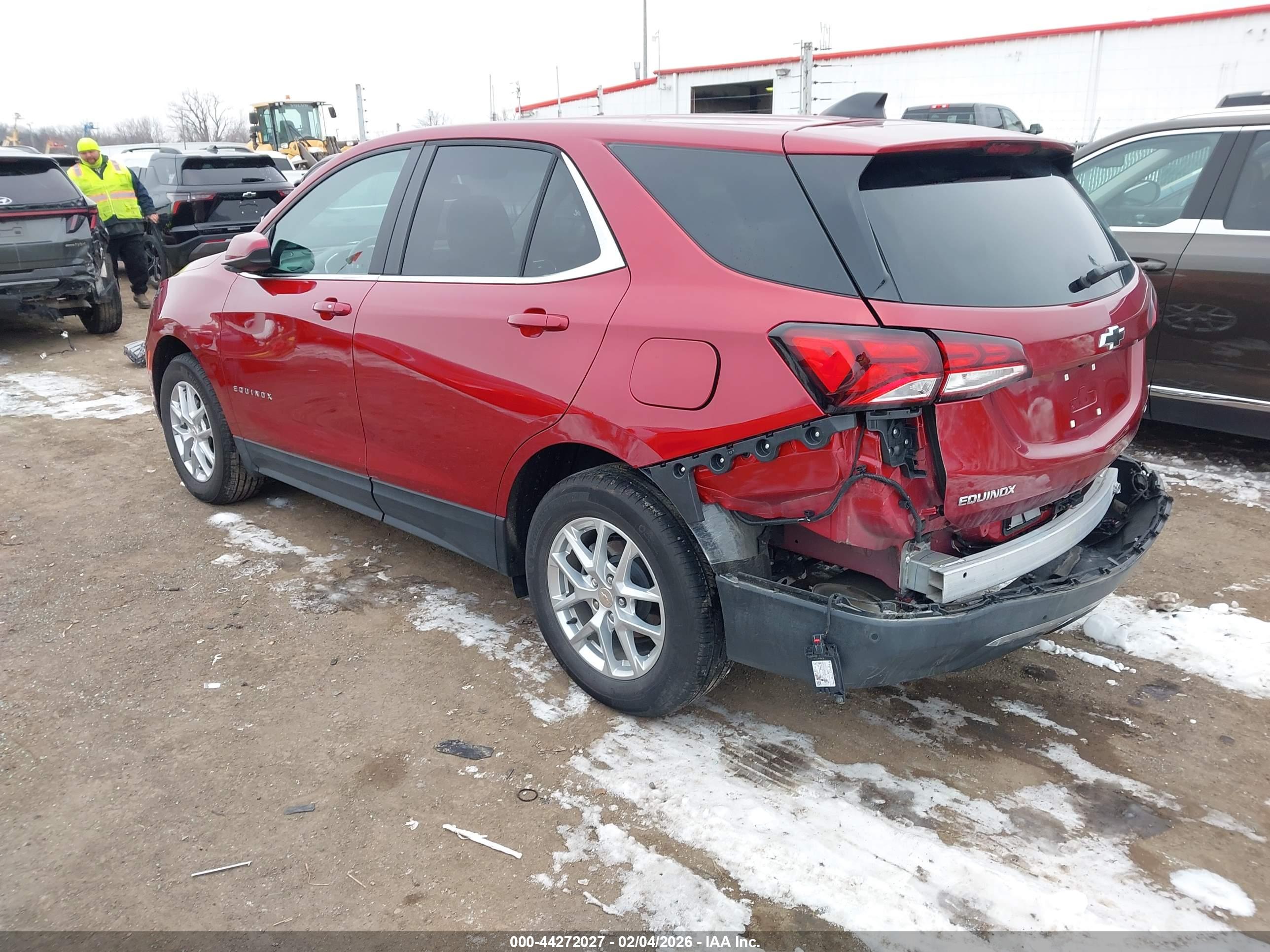 CHEVROLET EQUINOX image 3