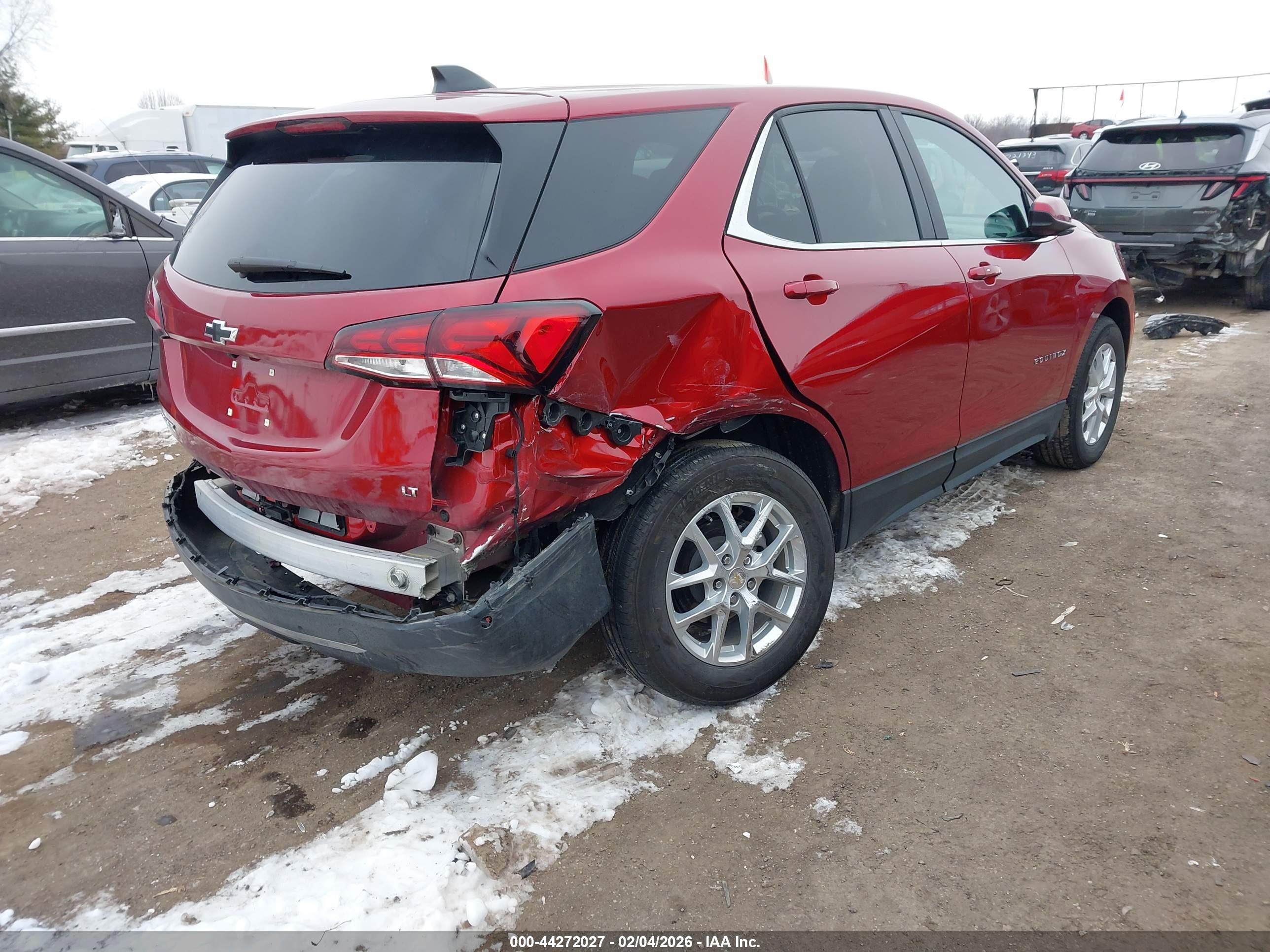 CHEVROLET EQUINOX image 4