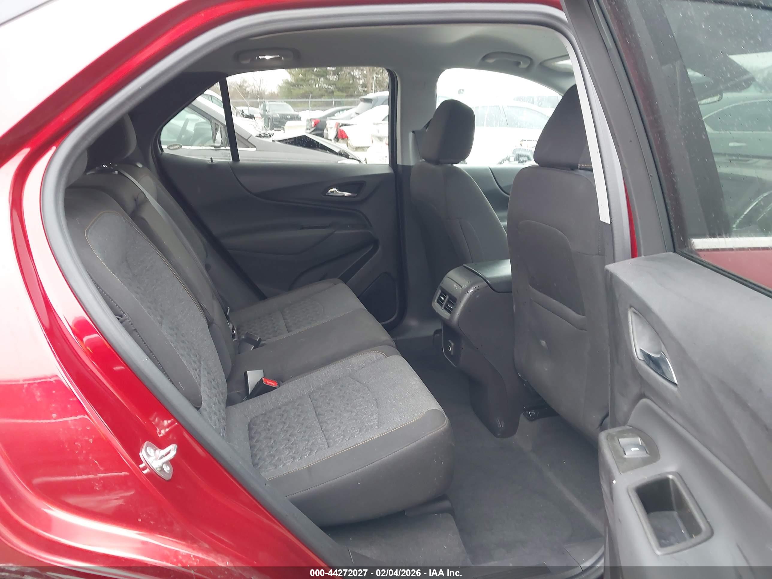 CHEVROLET EQUINOX image 8