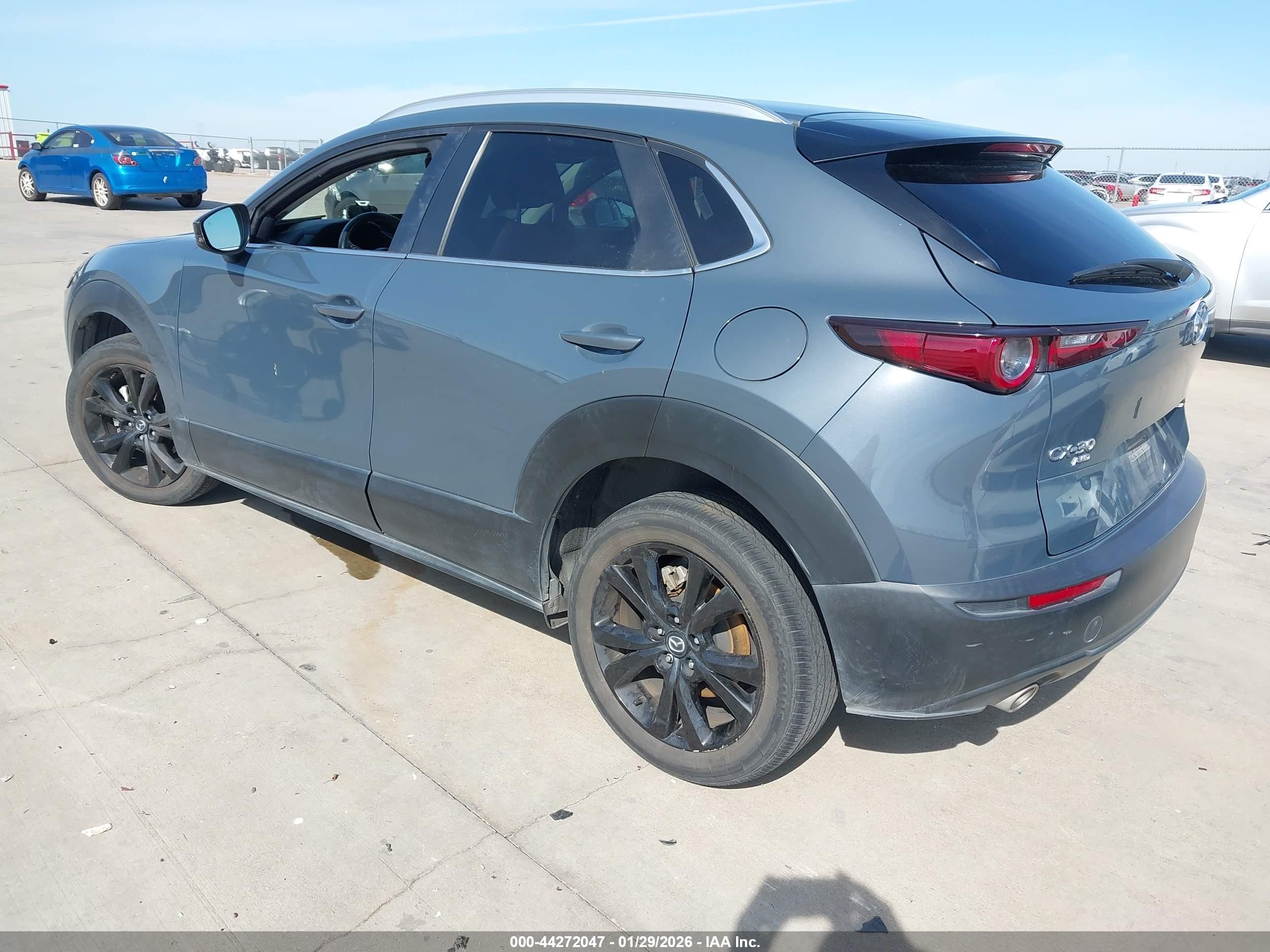 MAZDA CX-30 image 3