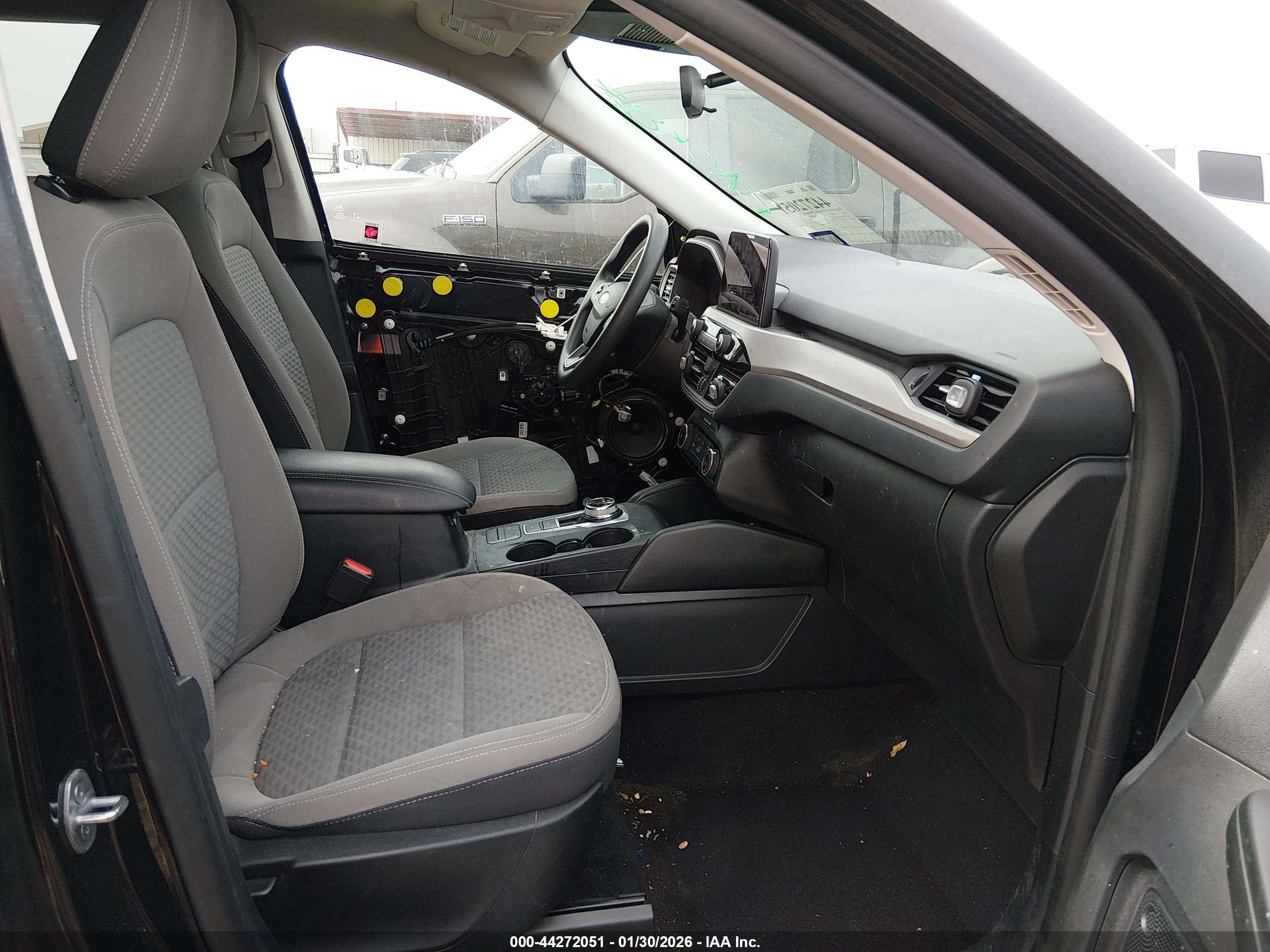 FORD ESCAPE image 5