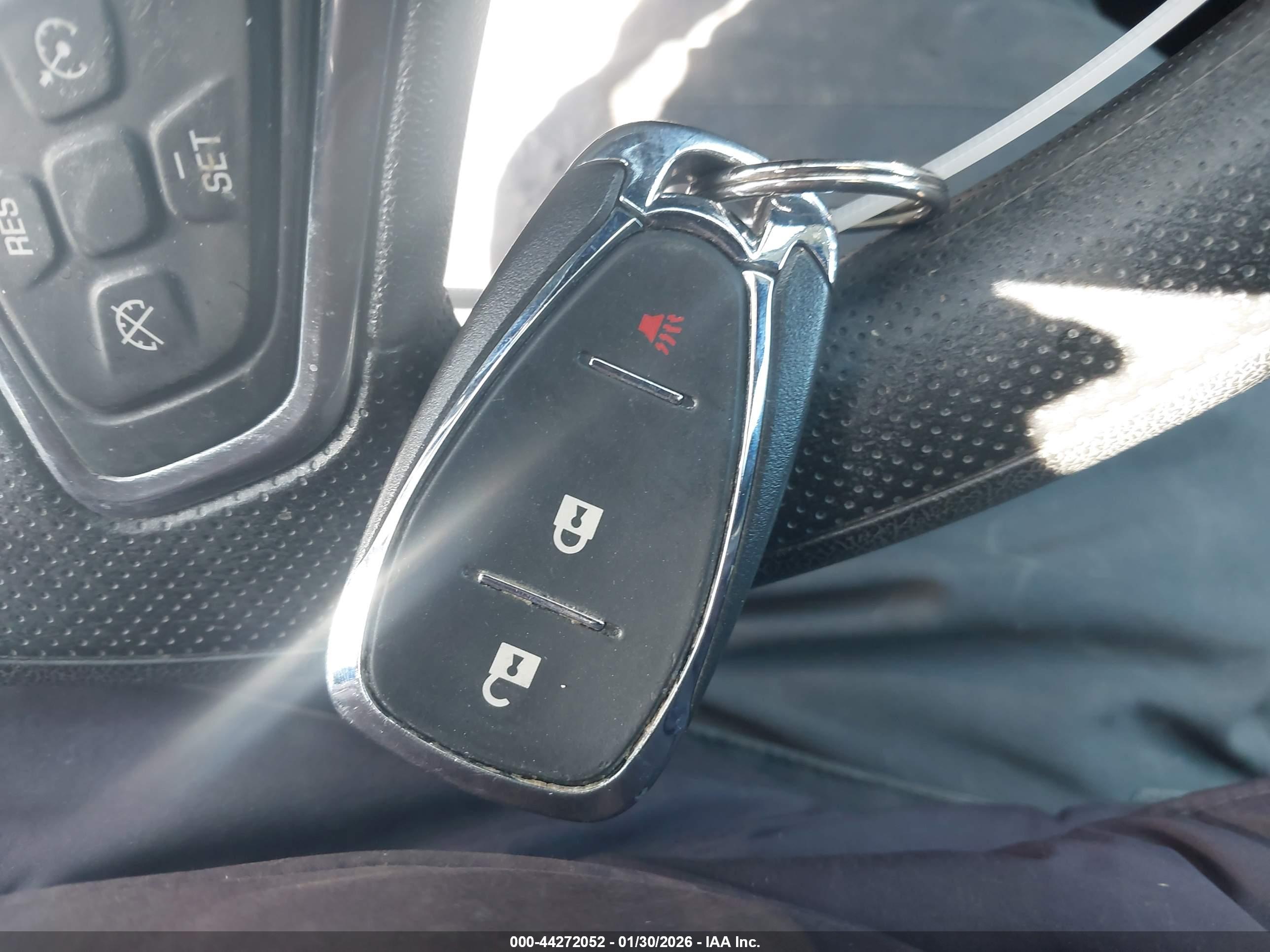 CHEVROLET EQUINOX image 11