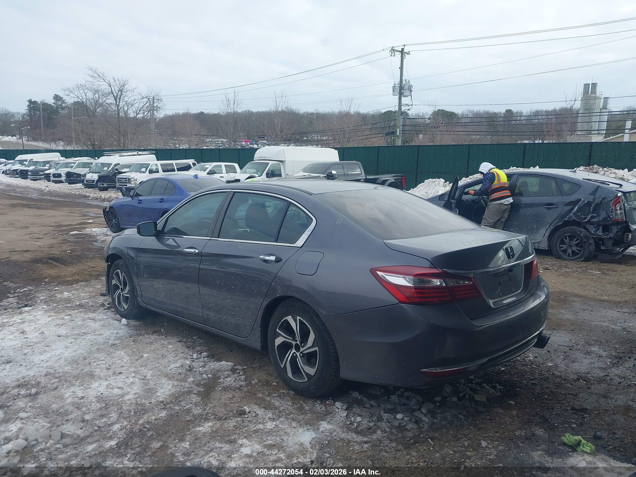 HONDA ACCORD image 3
