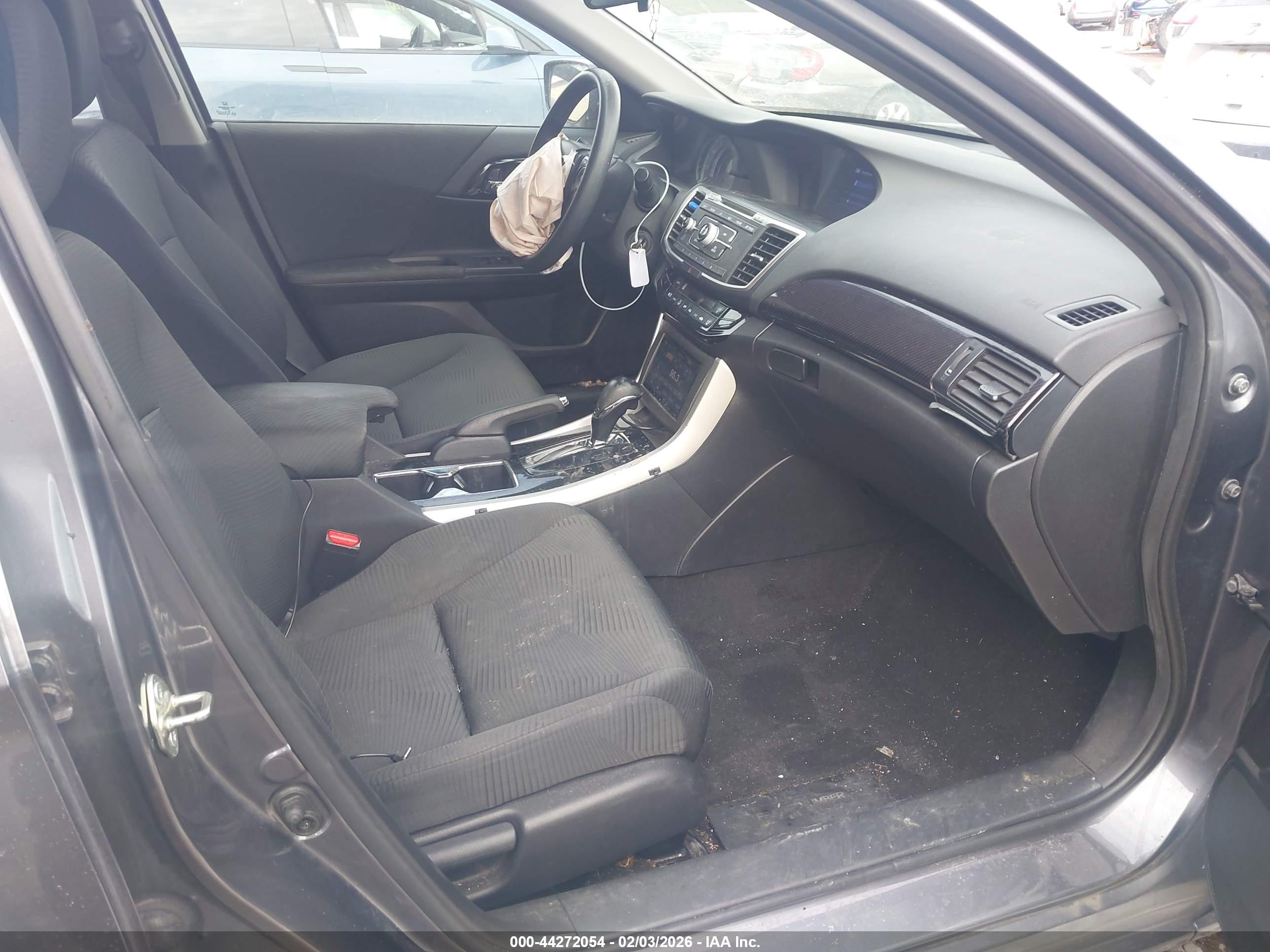 HONDA ACCORD image 5