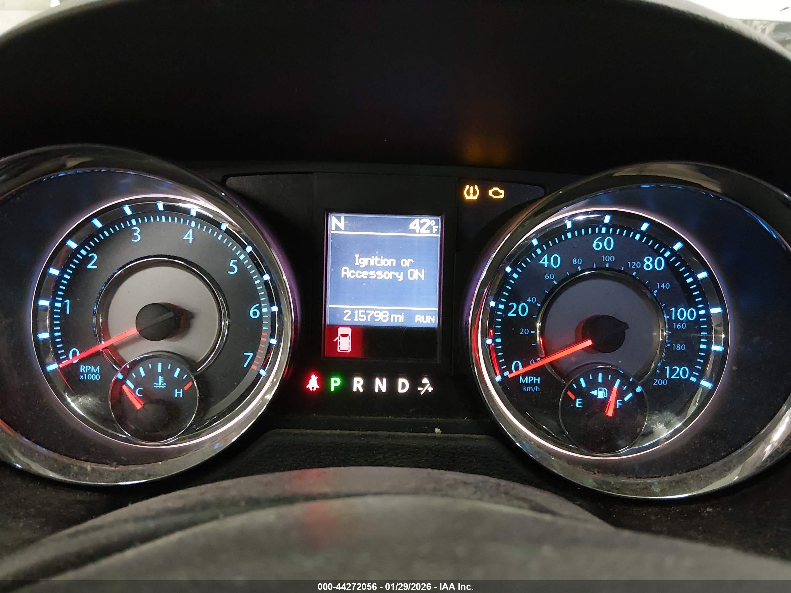CHRYSLER TOWN image 7