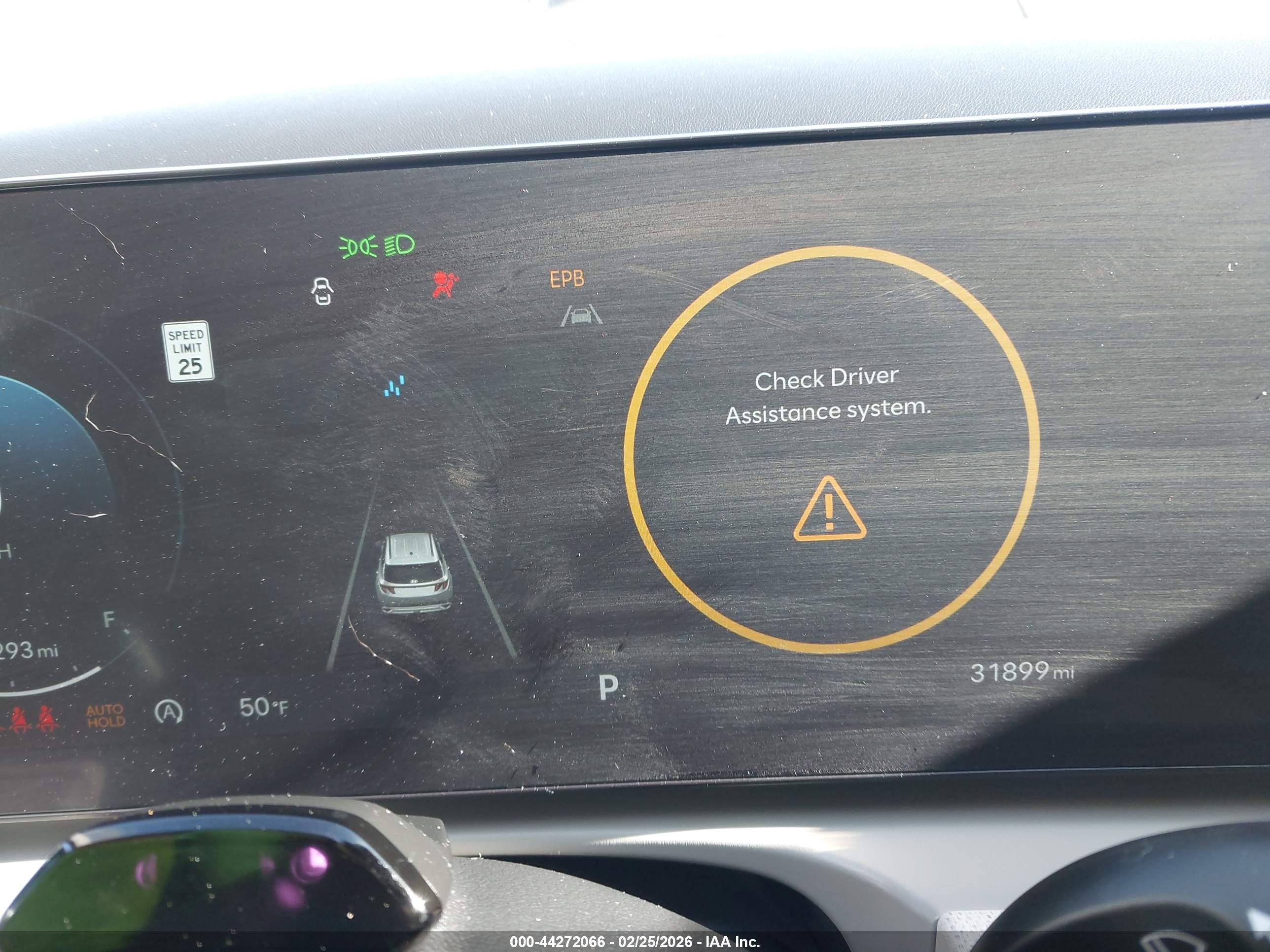 HYUNDAI TUCSON image 7
