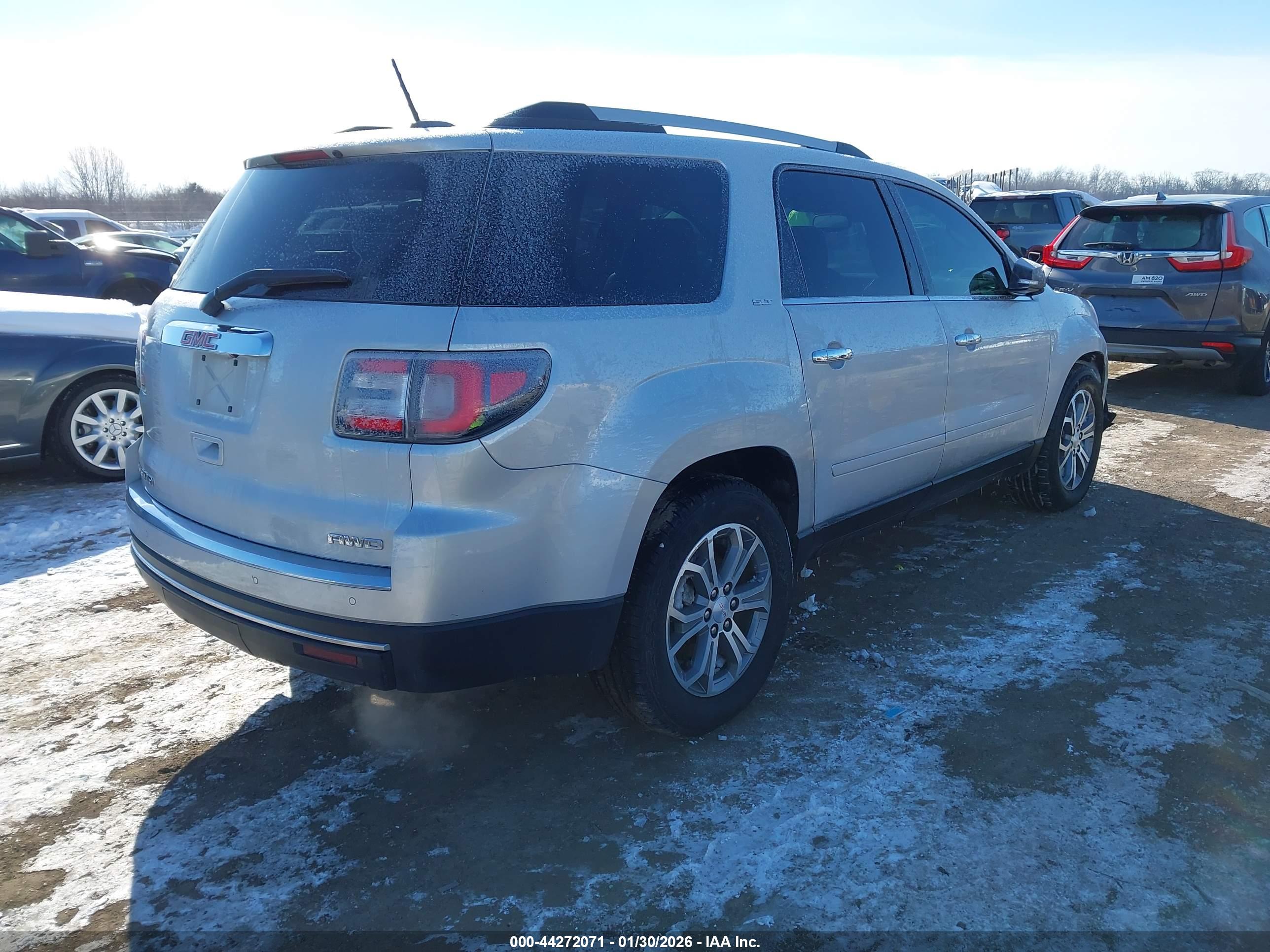 GMC ACADIA image 4