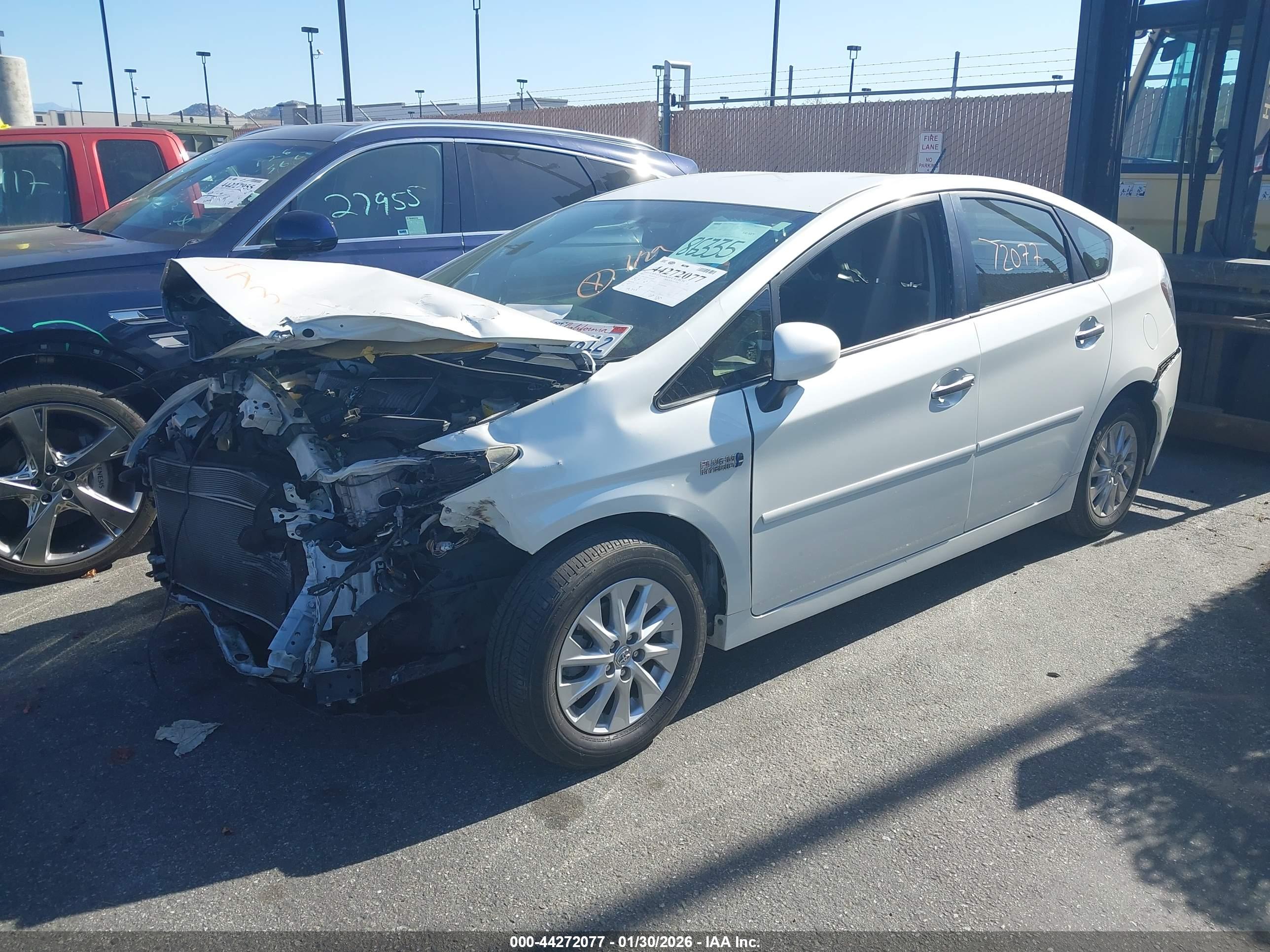 TOYOTA PRIUS image 2