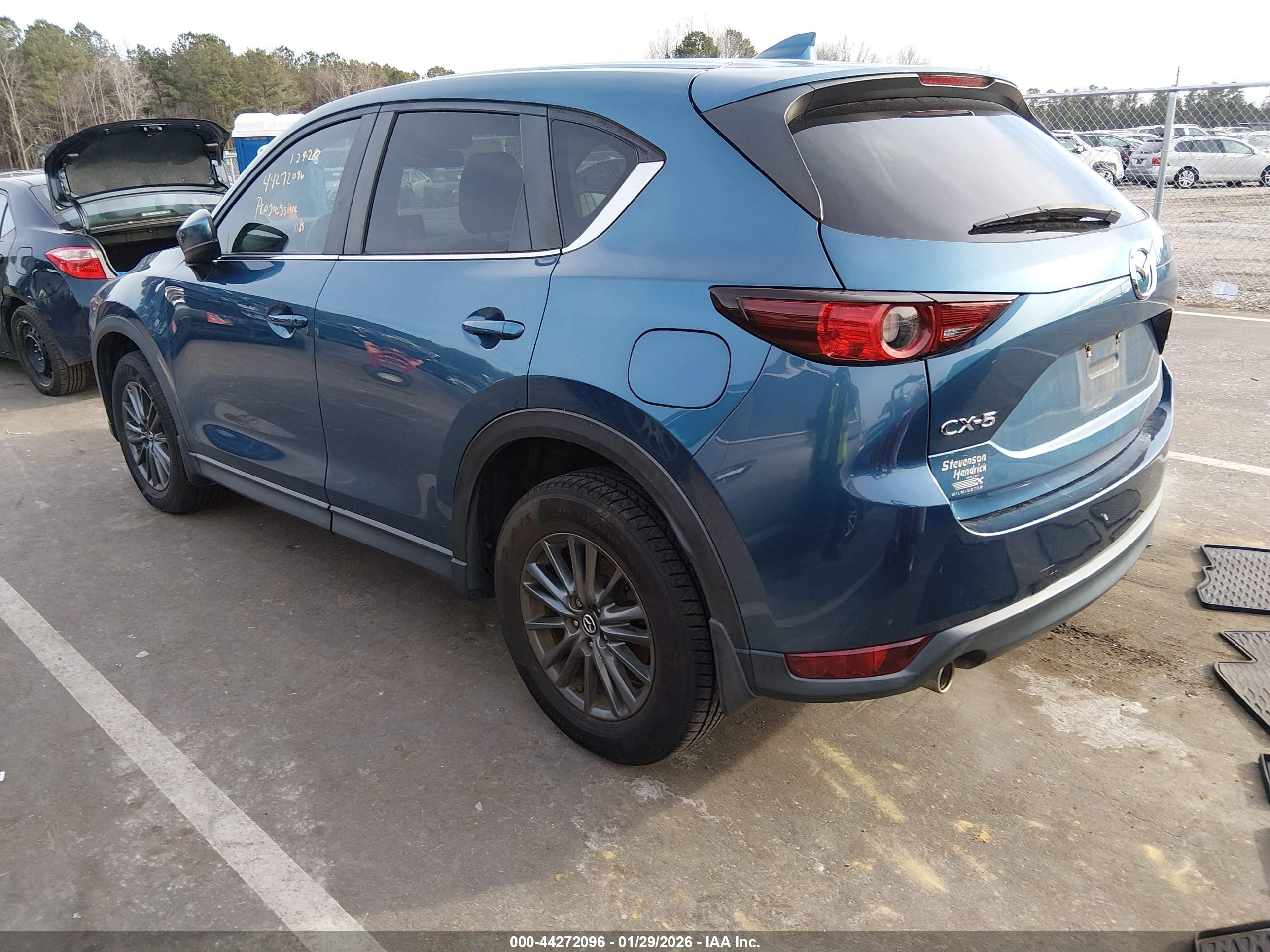 MAZDA CX-5 image 3