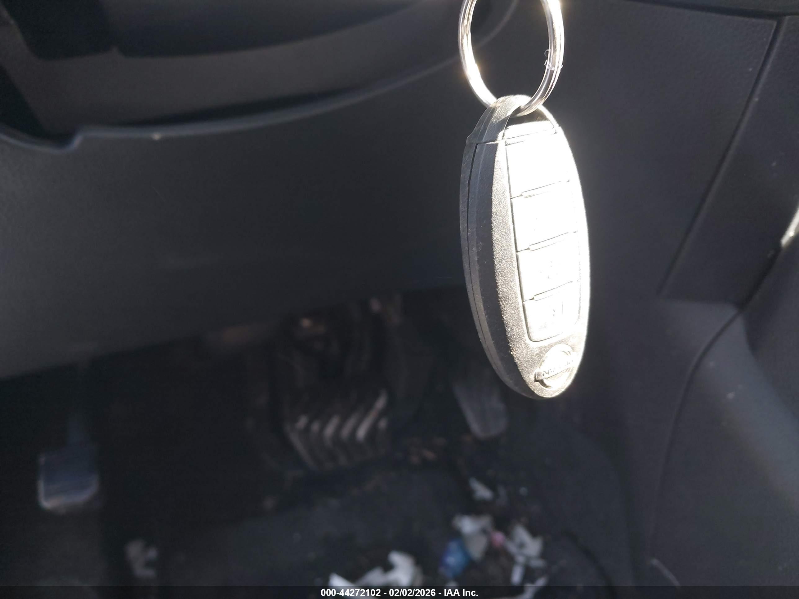 NISSAN ROGUE image 11
