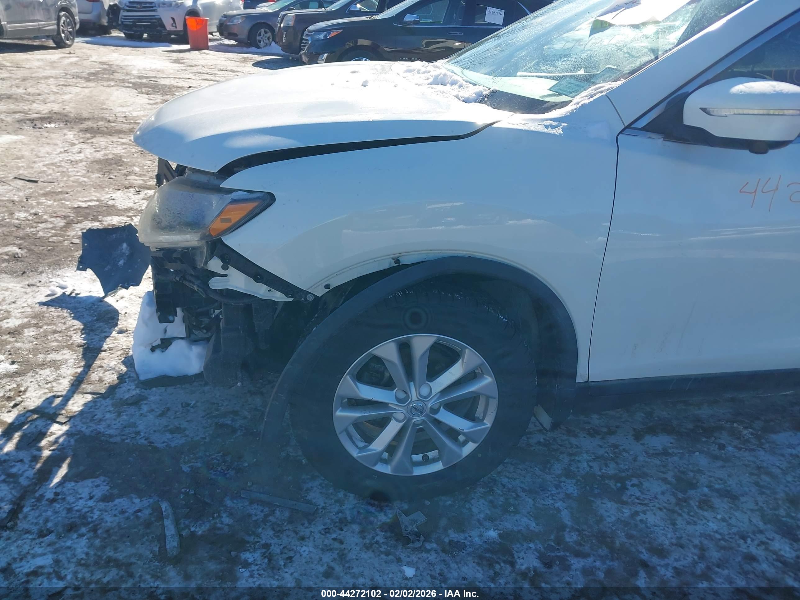 NISSAN ROGUE image 6