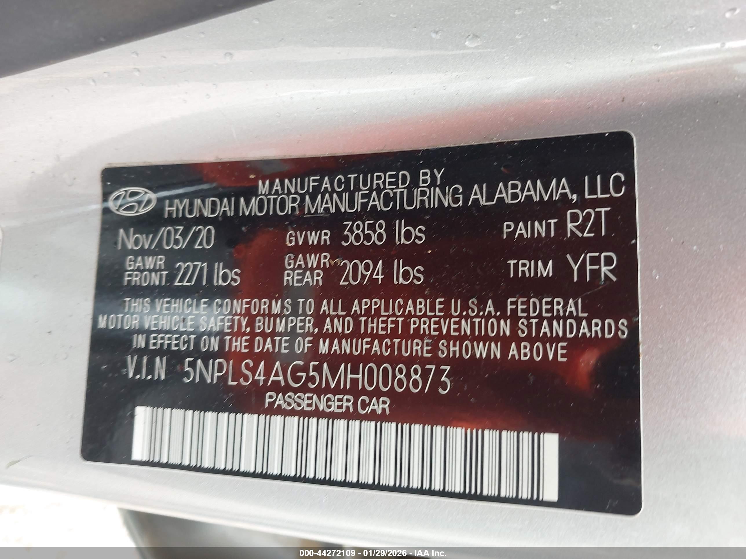 HYUNDAI ELANTRA image 9