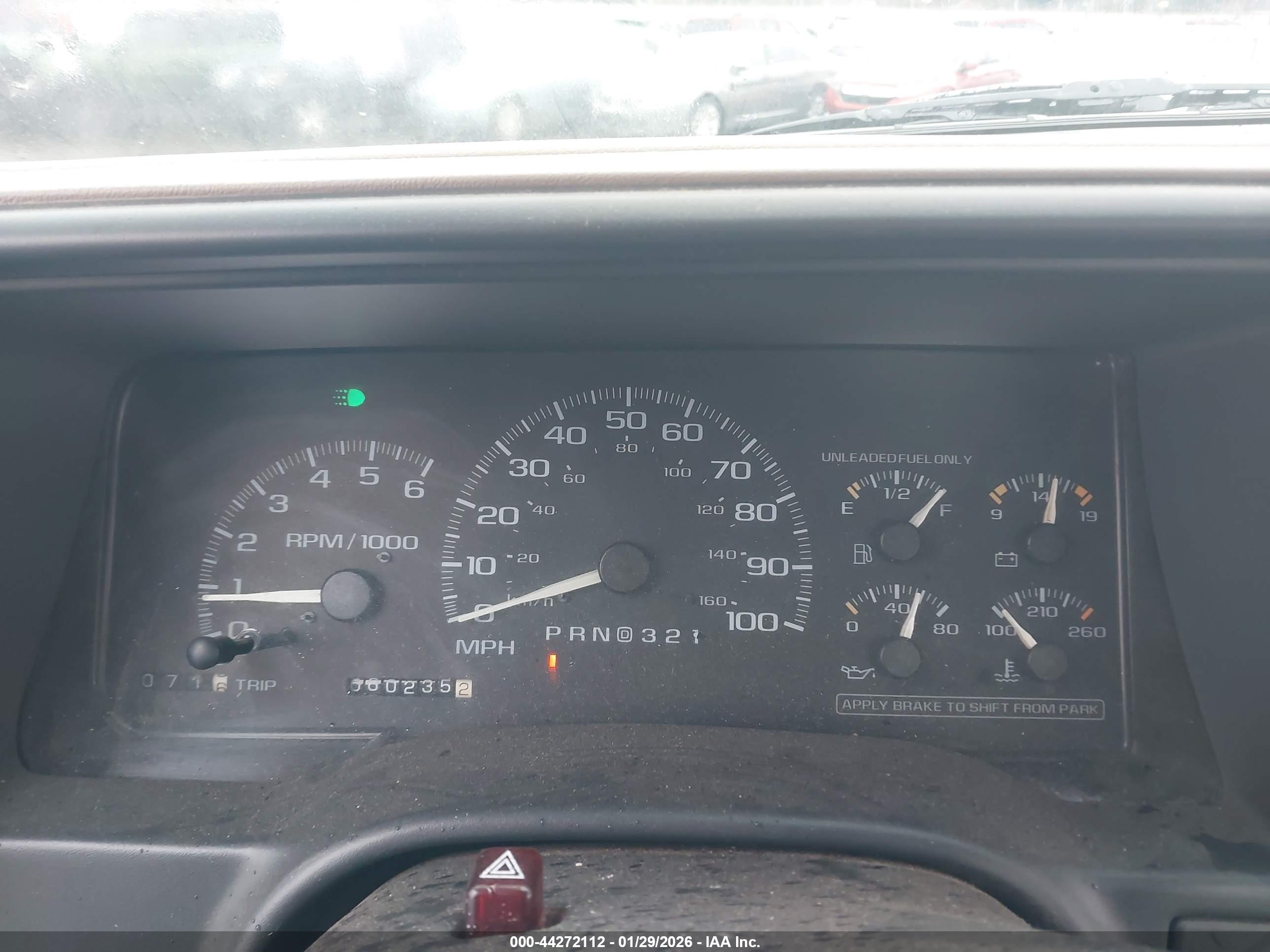 CHEVROLET C1500 image 7