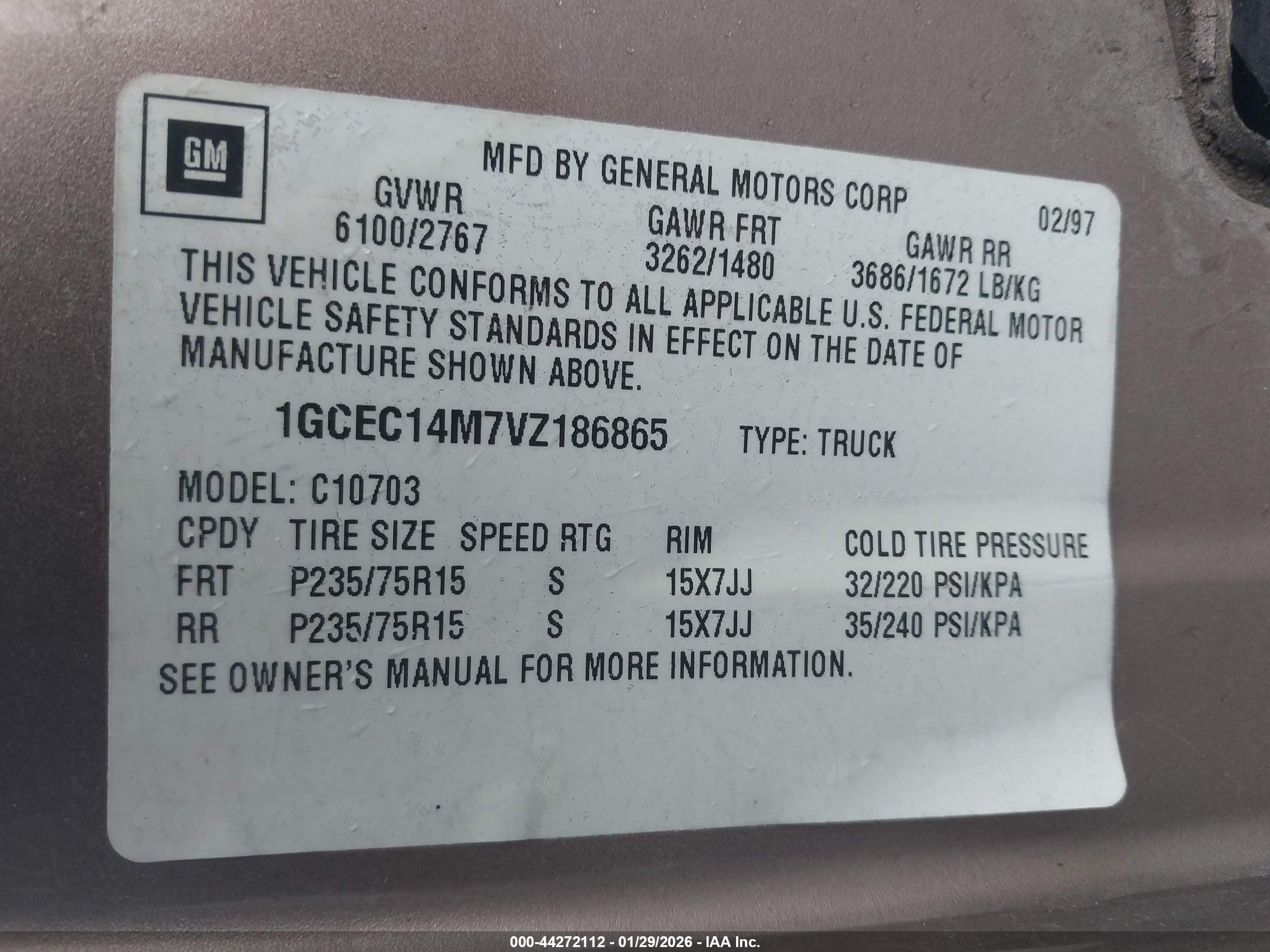 CHEVROLET C1500 image 9