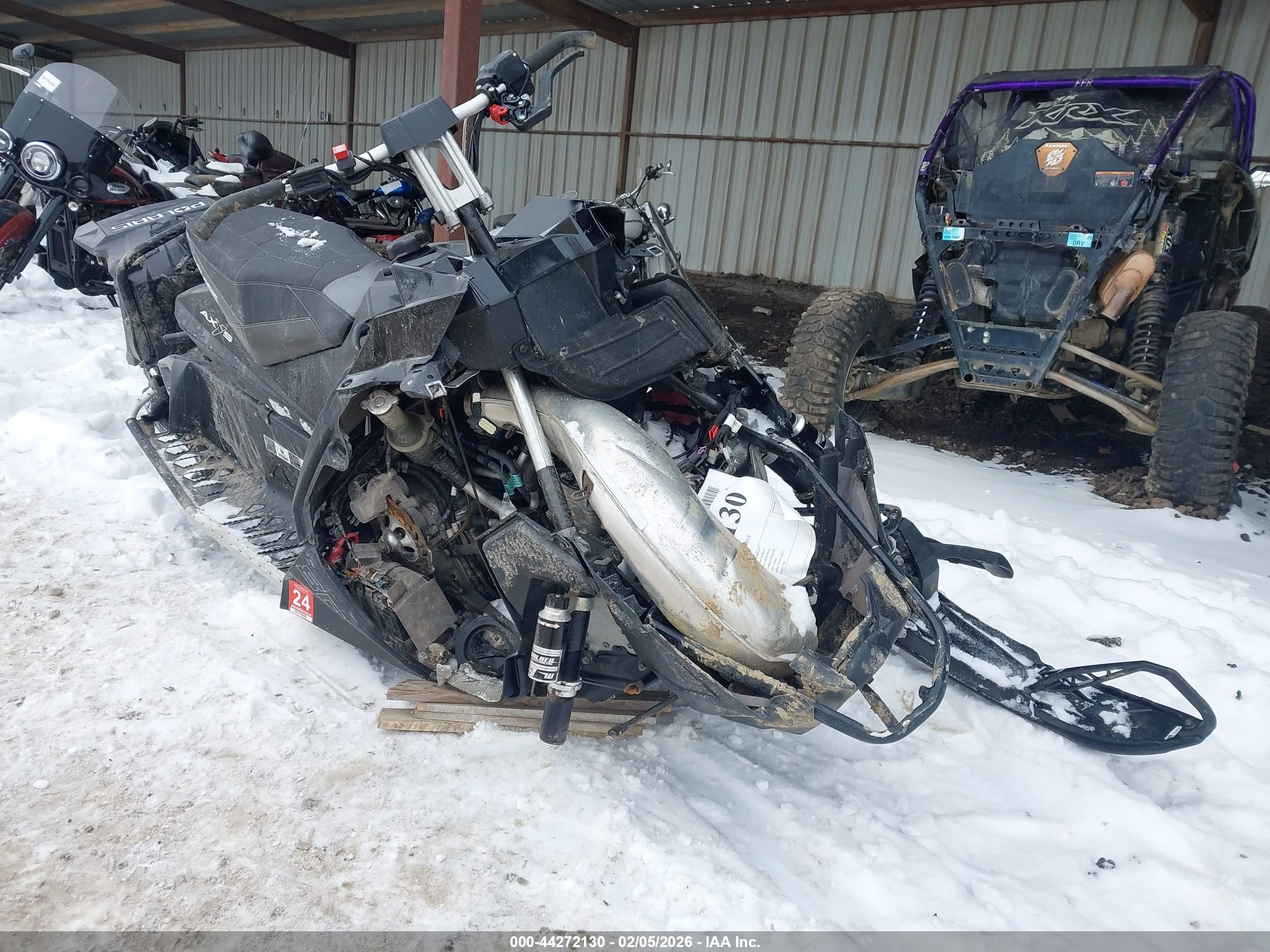 POLARIS SNOWMOBILE image 6