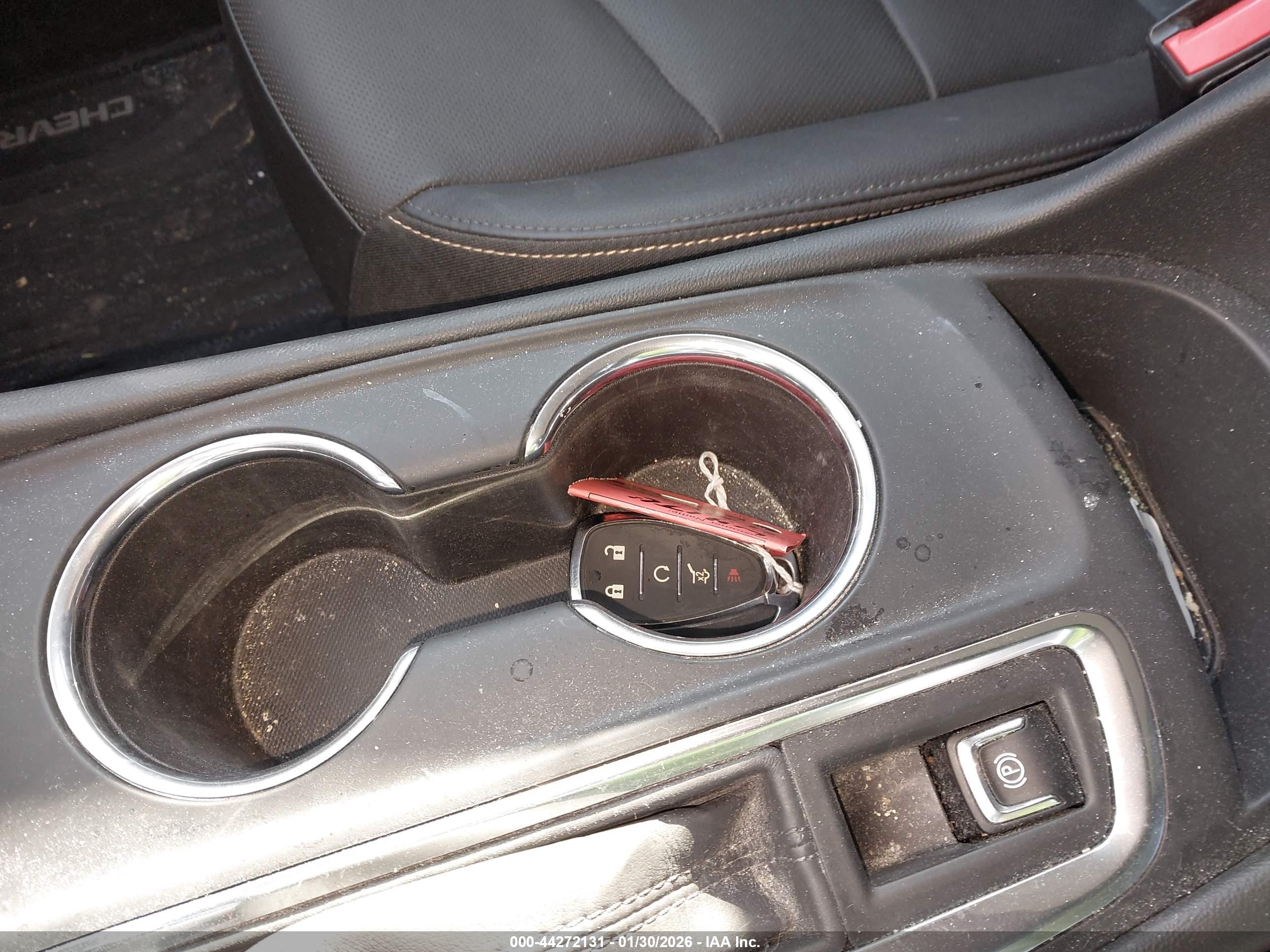 CHEVROLET EQUINOX image 11