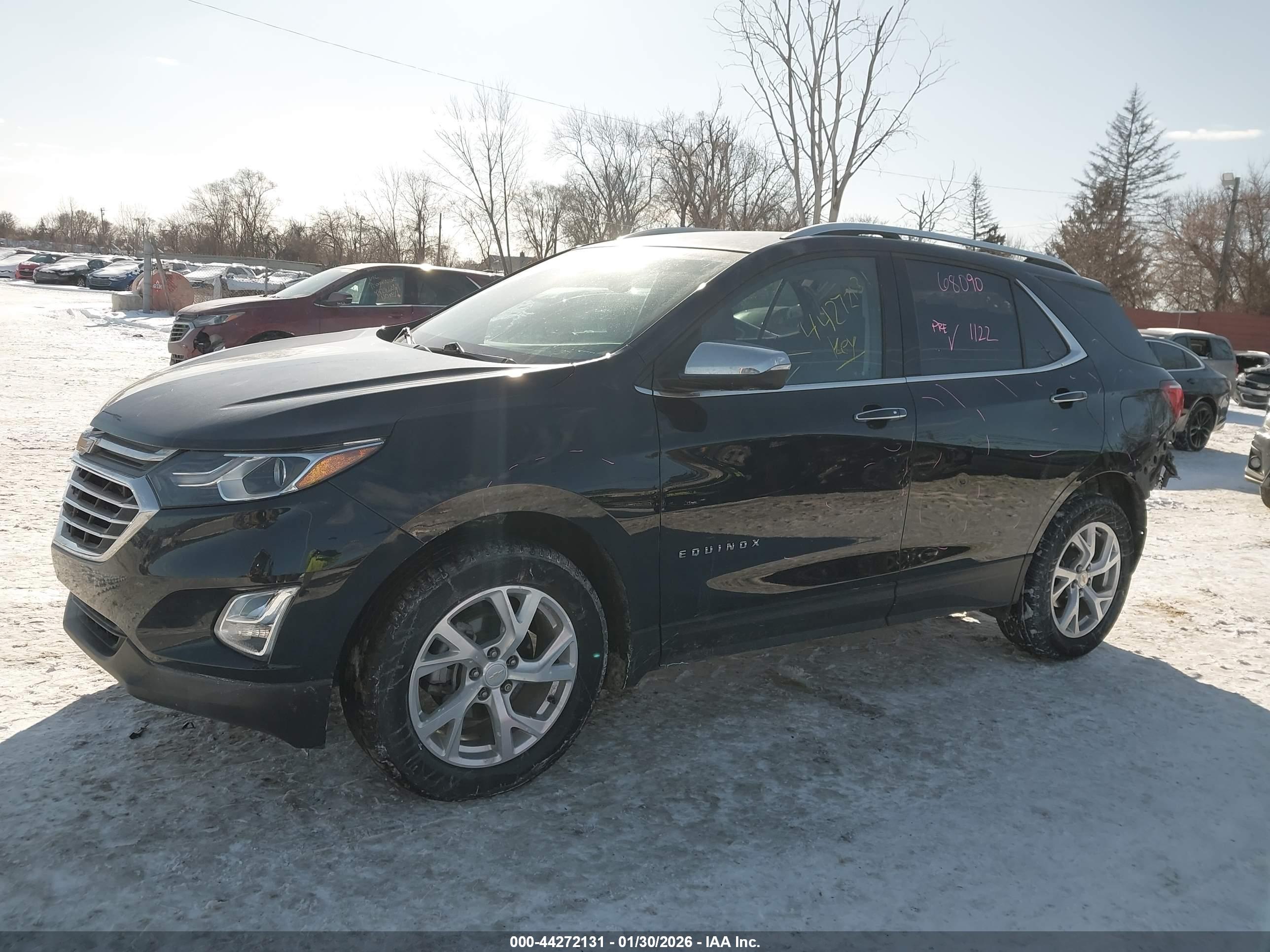 CHEVROLET EQUINOX image 2