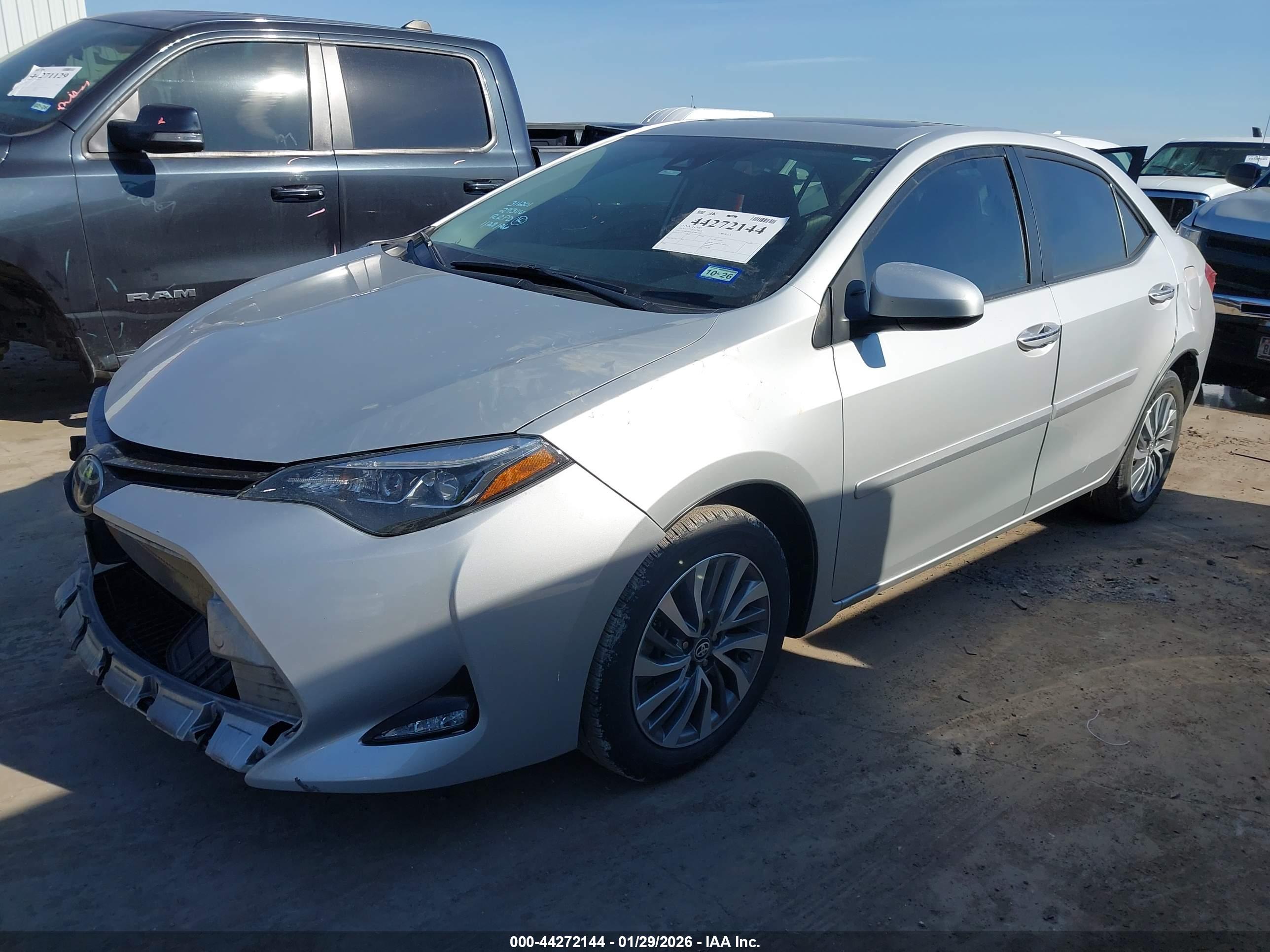 TOYOTA COROLLA image 2