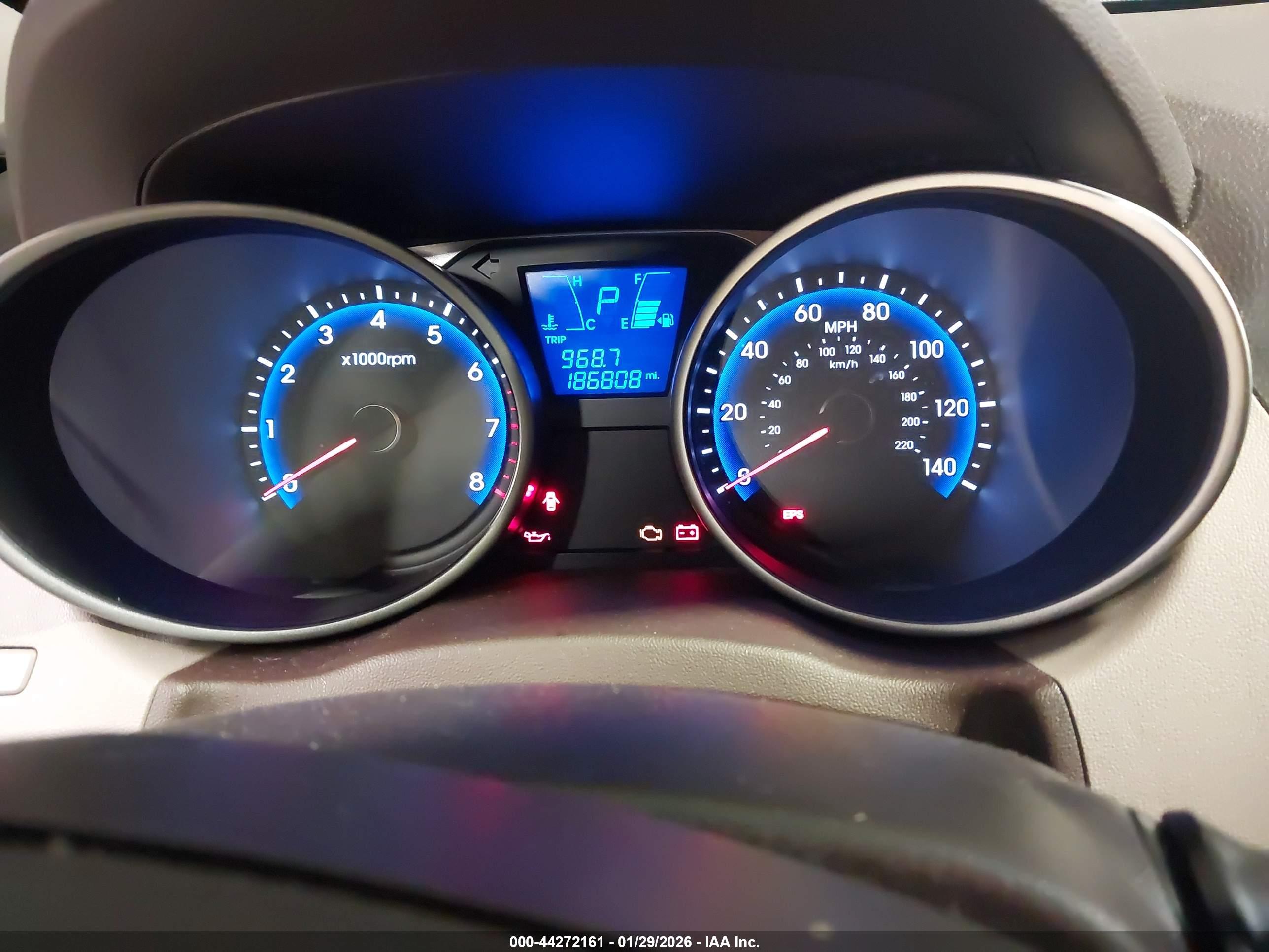 HYUNDAI TUCSON image 7