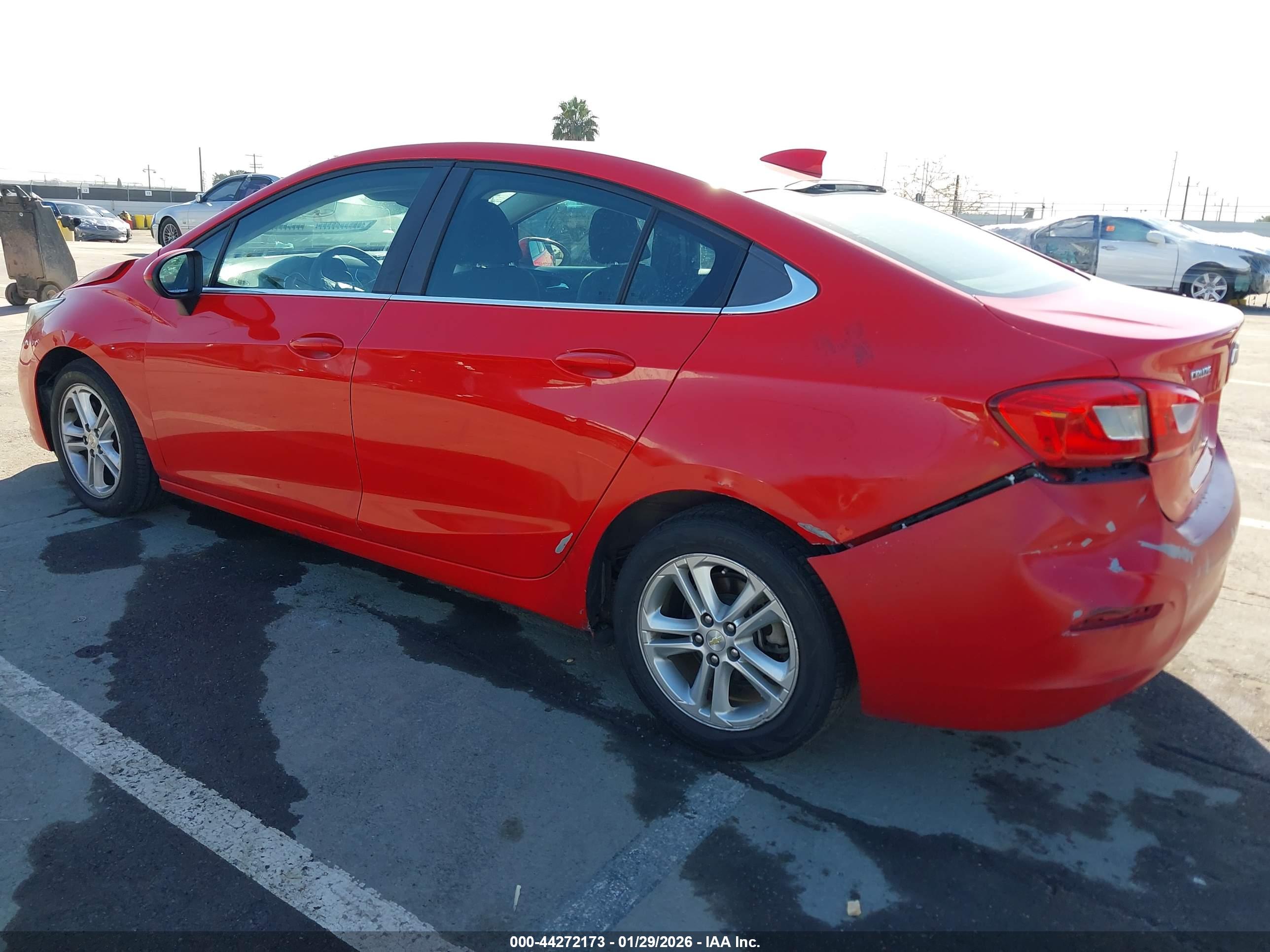 CHEVROLET CRUZE image 3