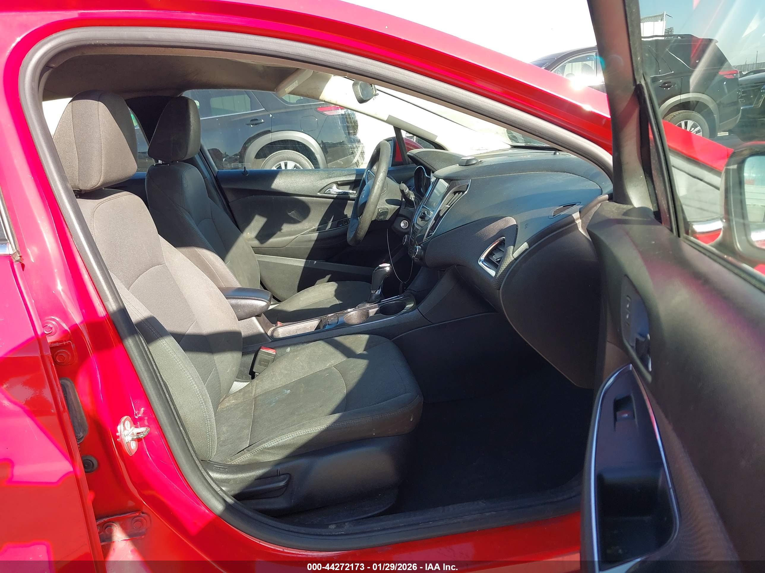 CHEVROLET CRUZE image 5