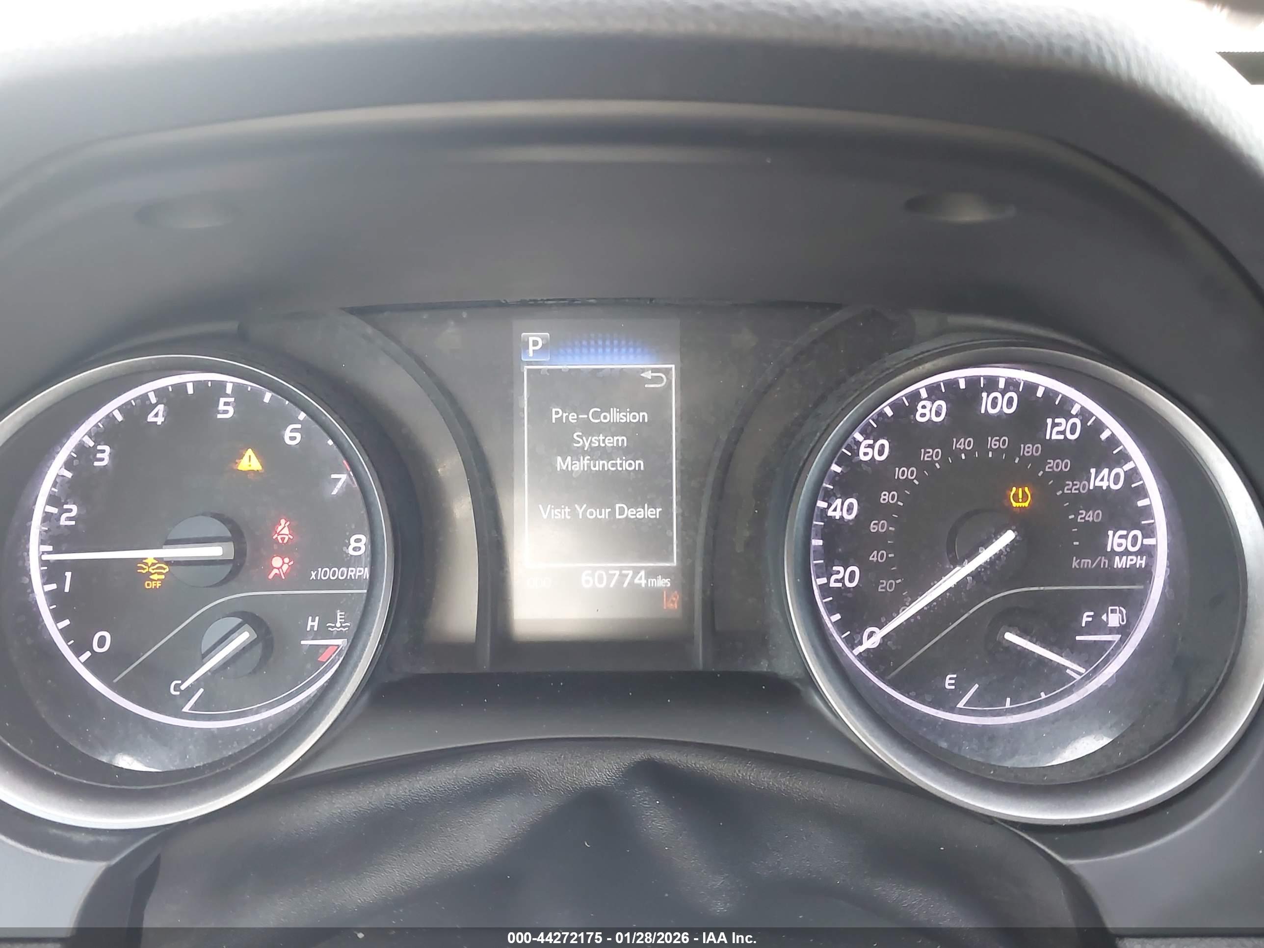 TOYOTA CAMRY image 7