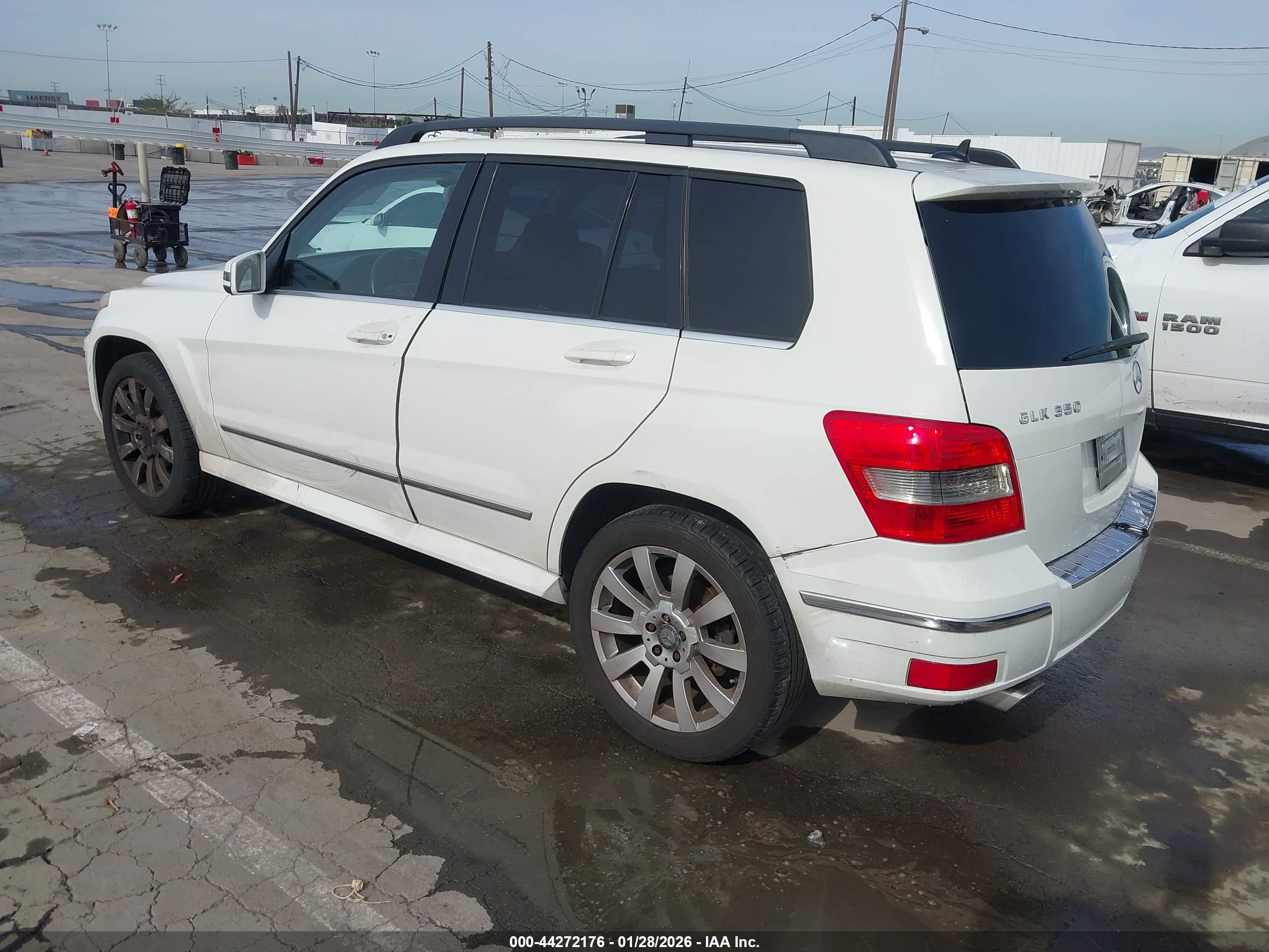 MERCEDES-BENZ GLK image 3