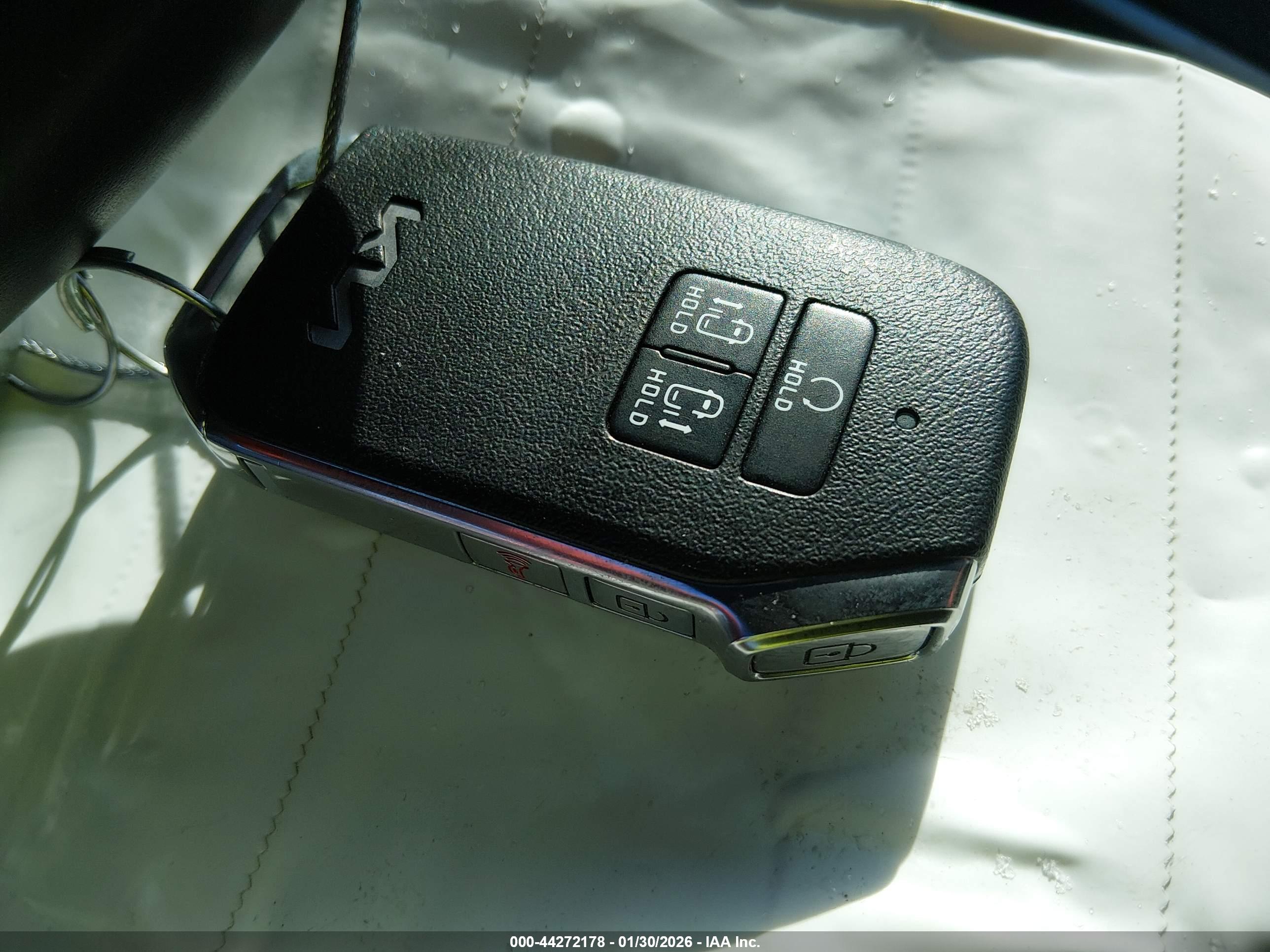 KIA CARNIVAL image 11