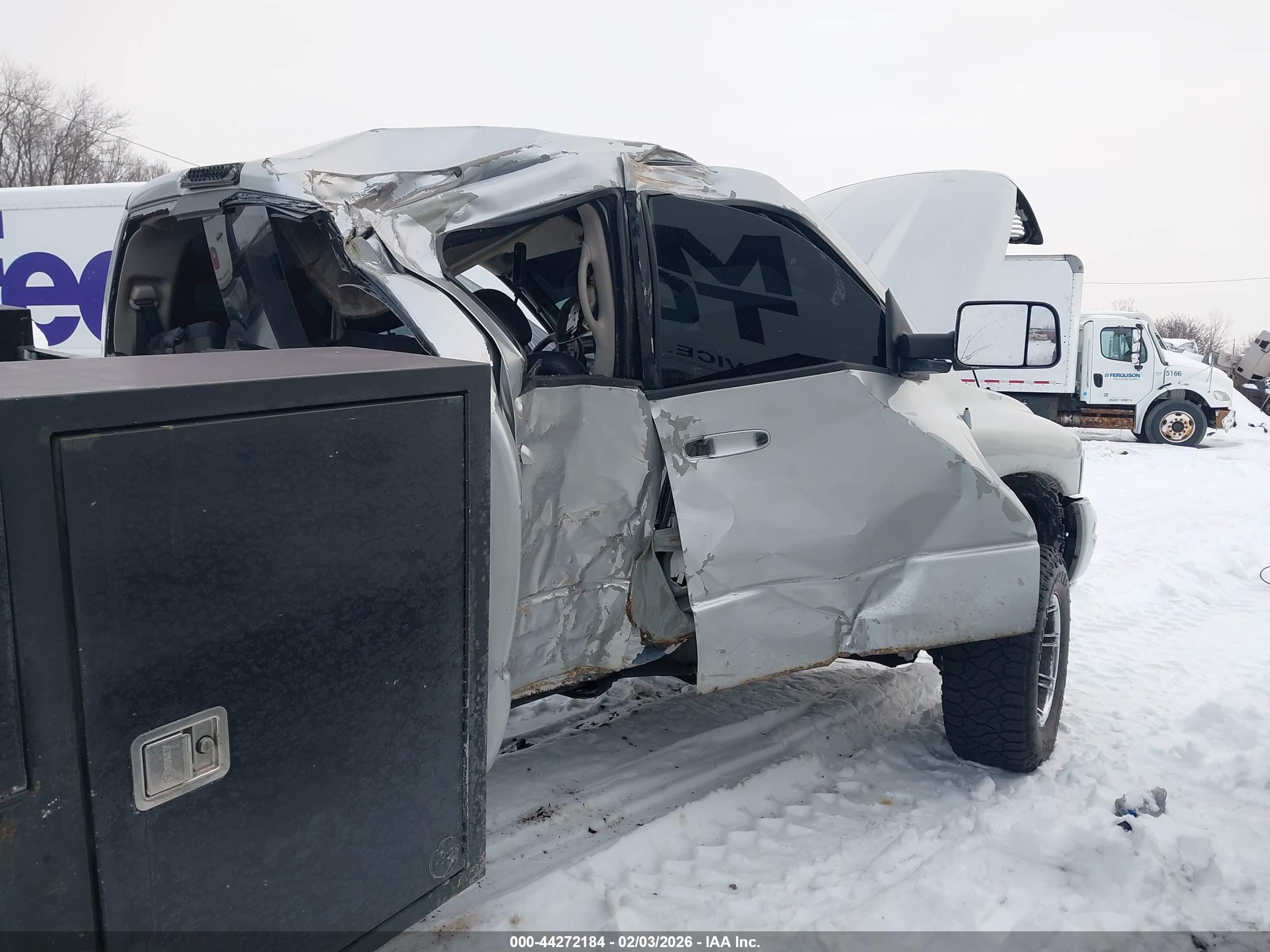 DODGE RAM image 6