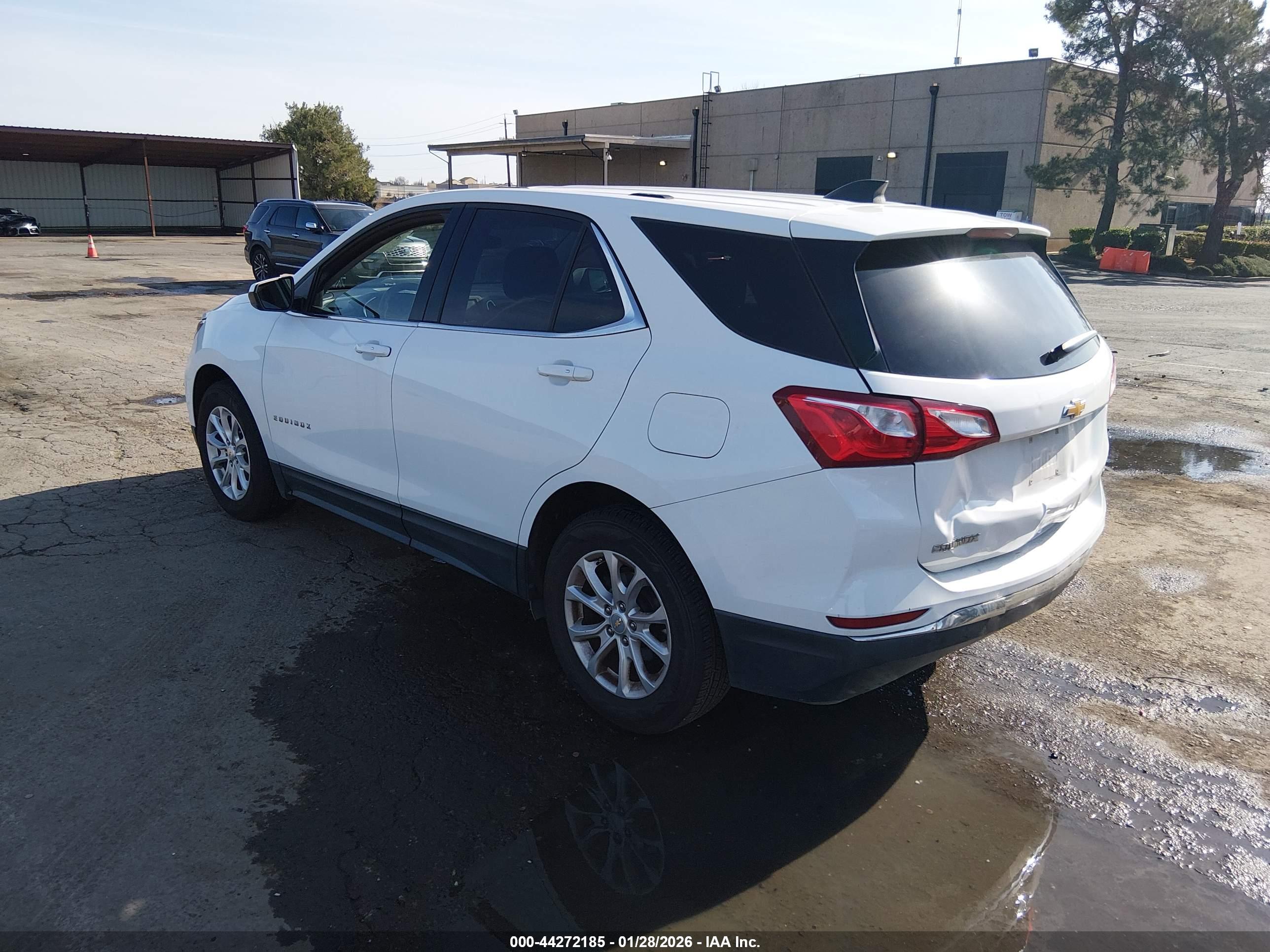 CHEVROLET EQUINOX image 3