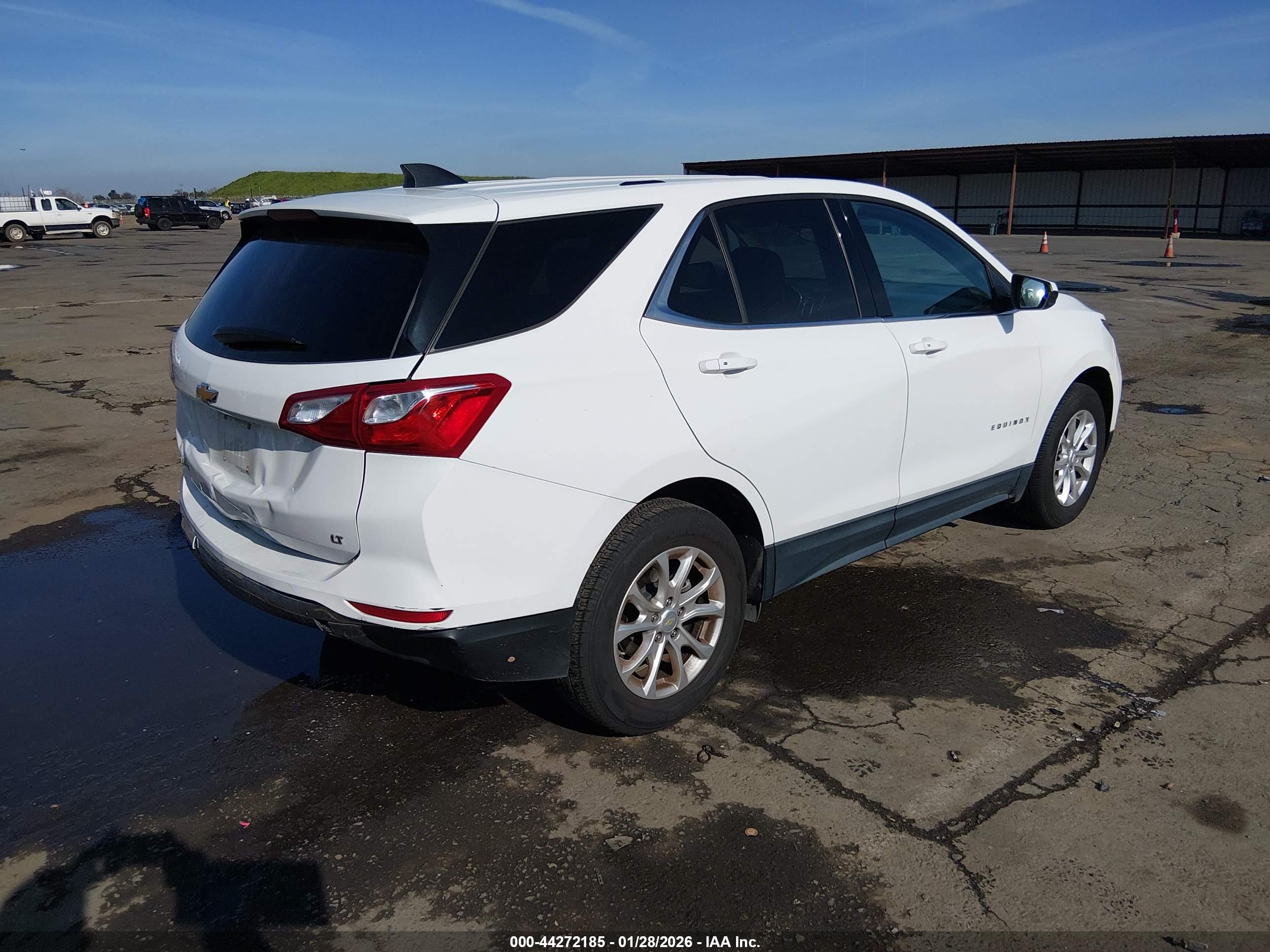 CHEVROLET EQUINOX image 4