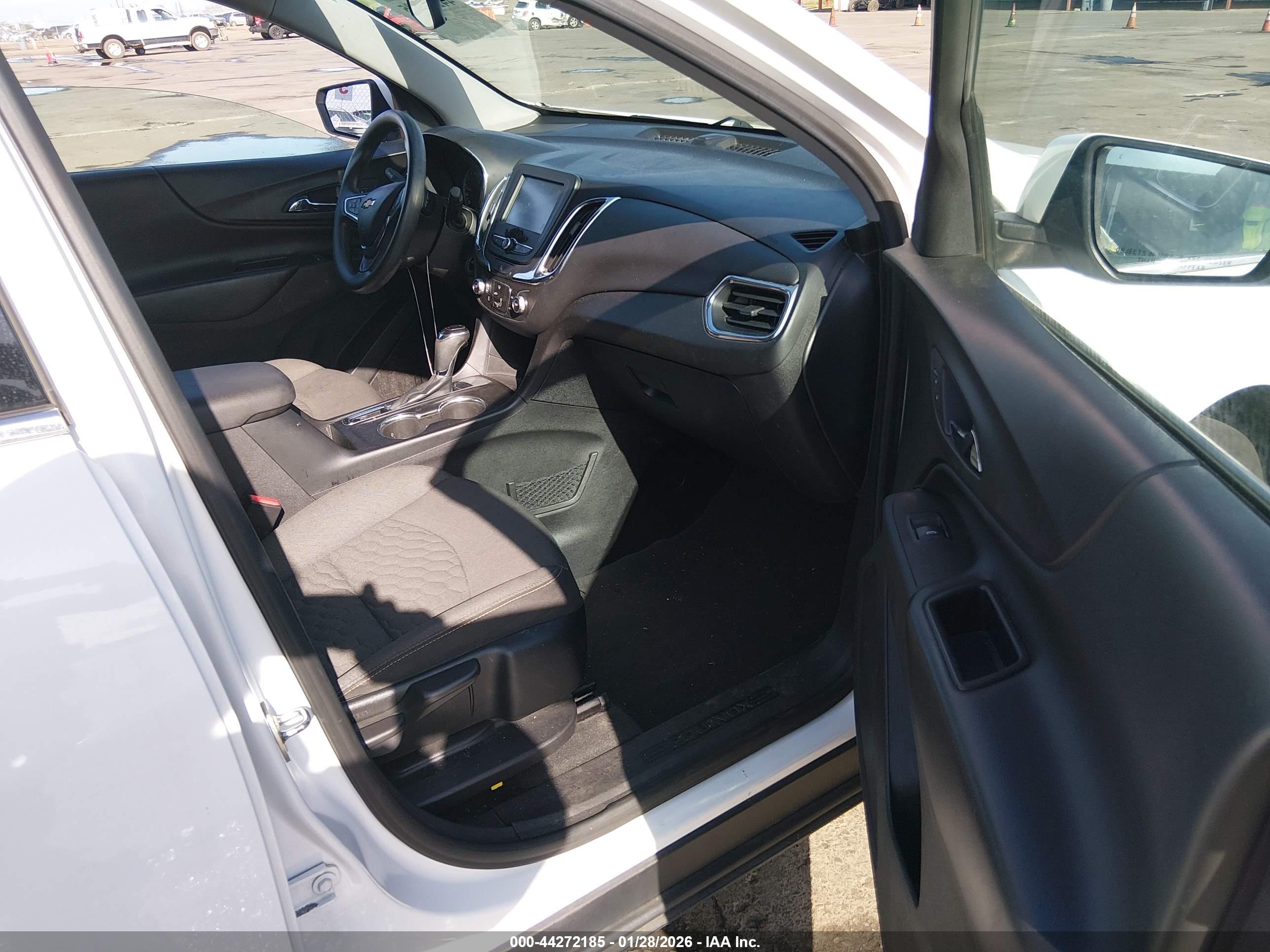 CHEVROLET EQUINOX image 5