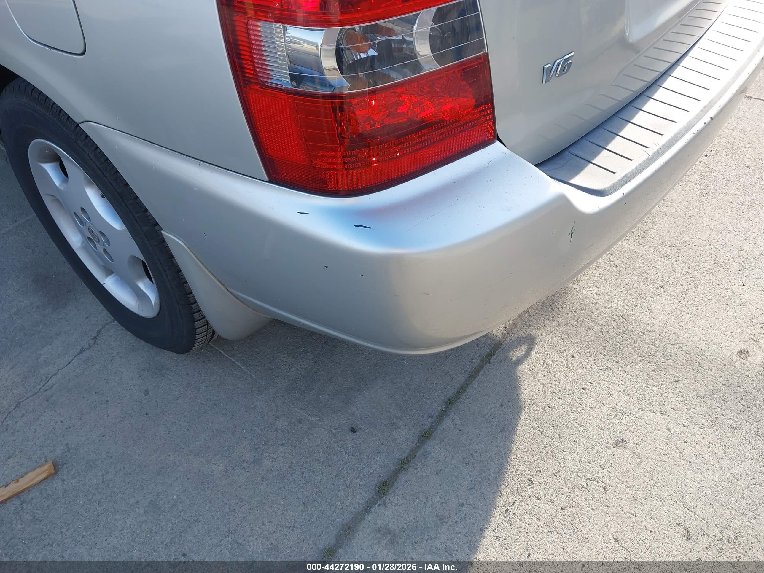 TOYOTA HIGHLANDER image 6