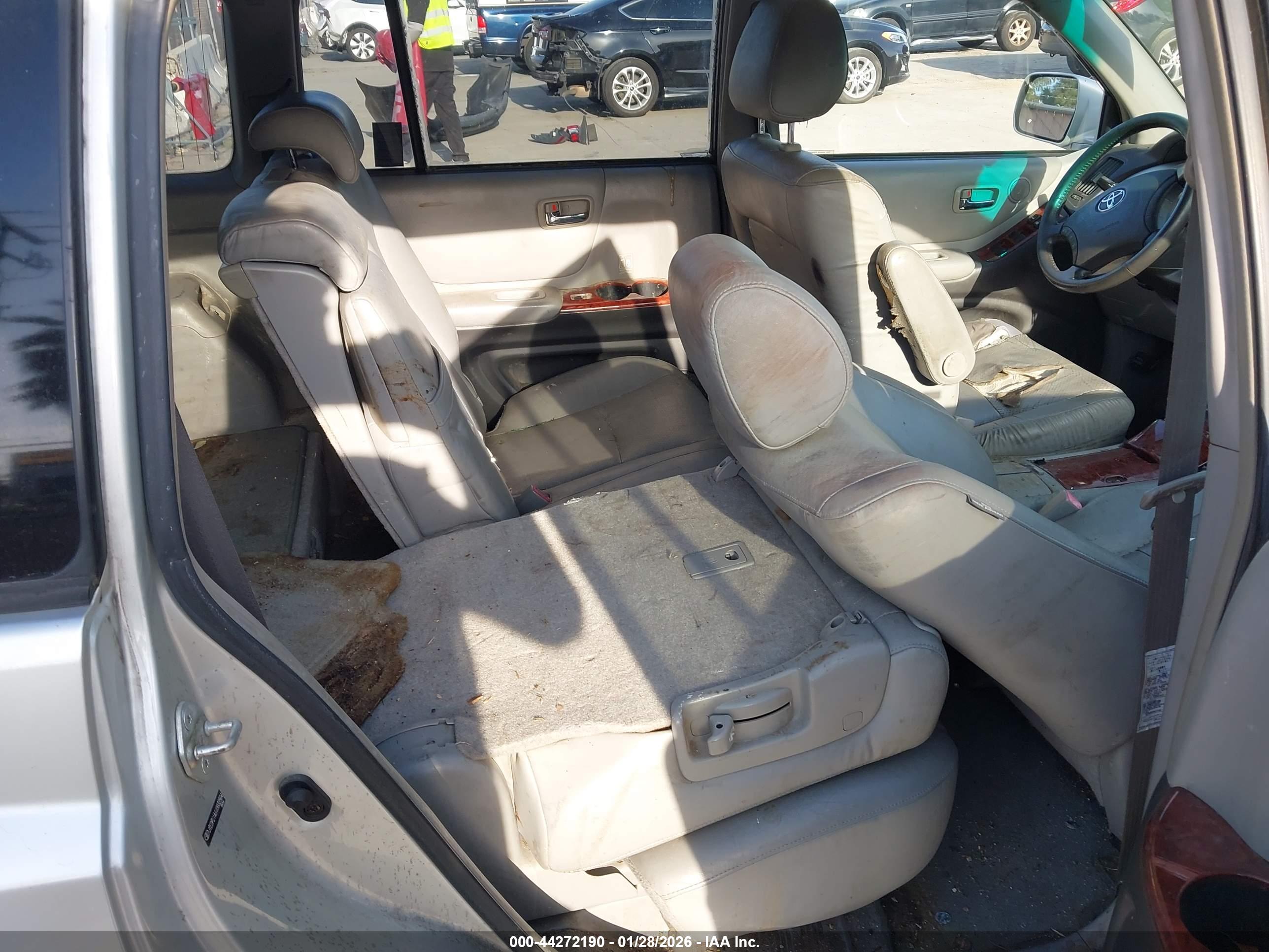 TOYOTA HIGHLANDER image 8