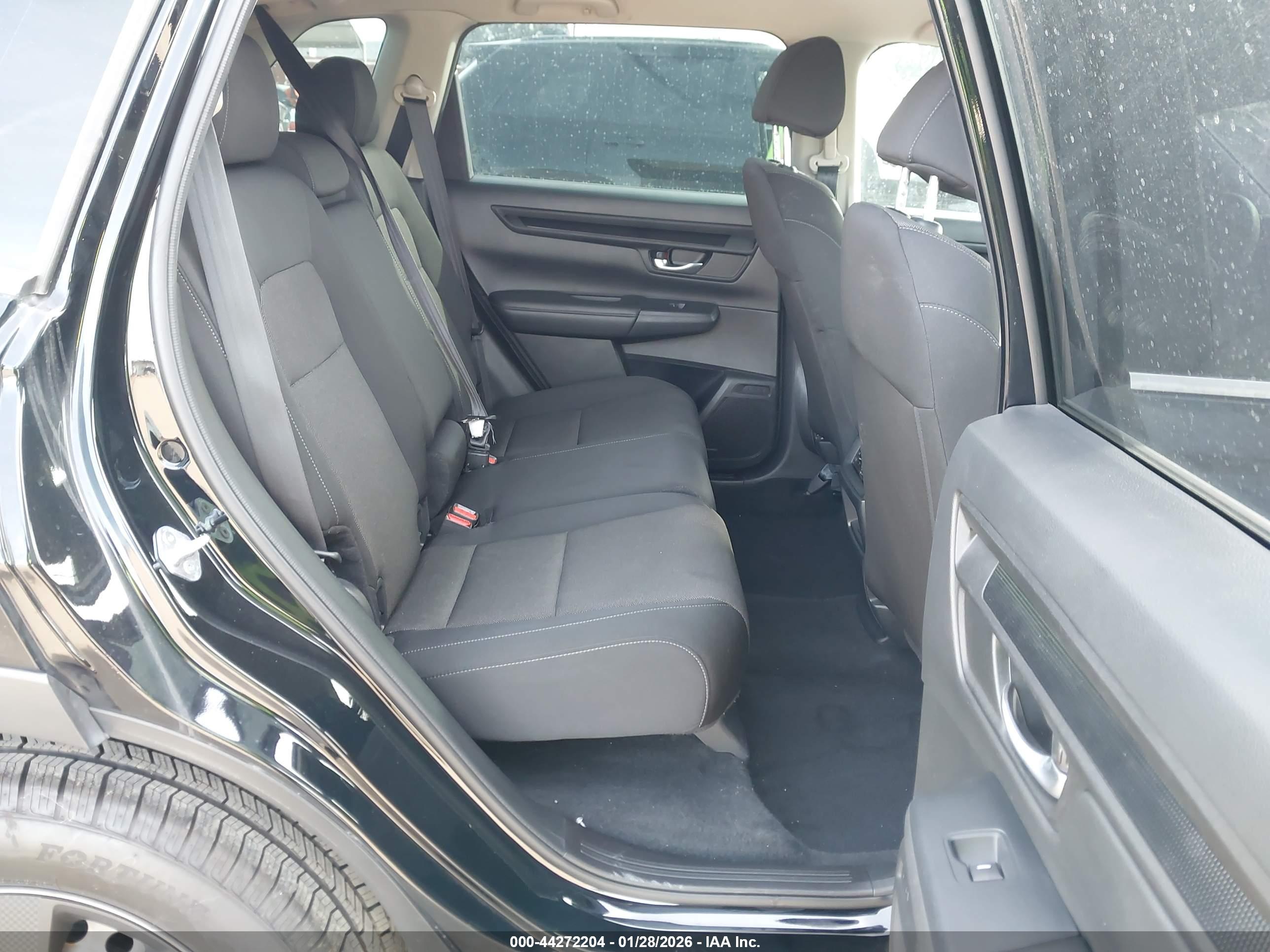 HONDA CR-V image 8