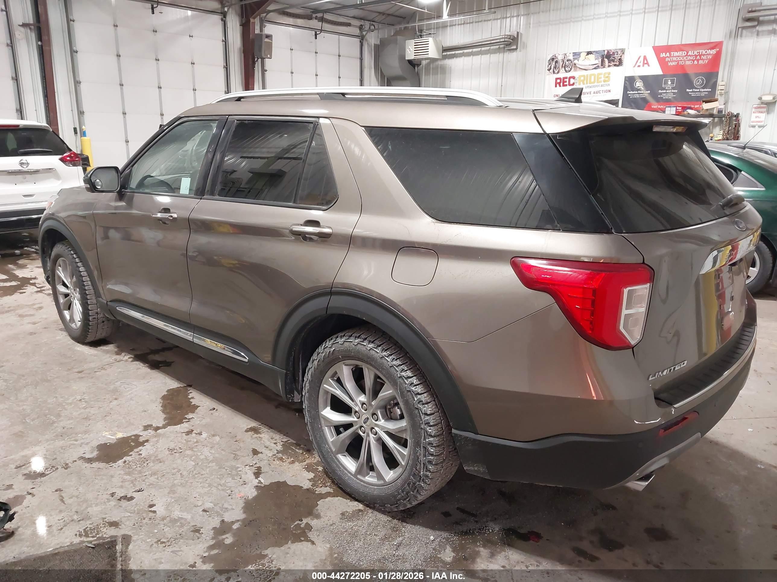 FORD EXPLORER image 3
