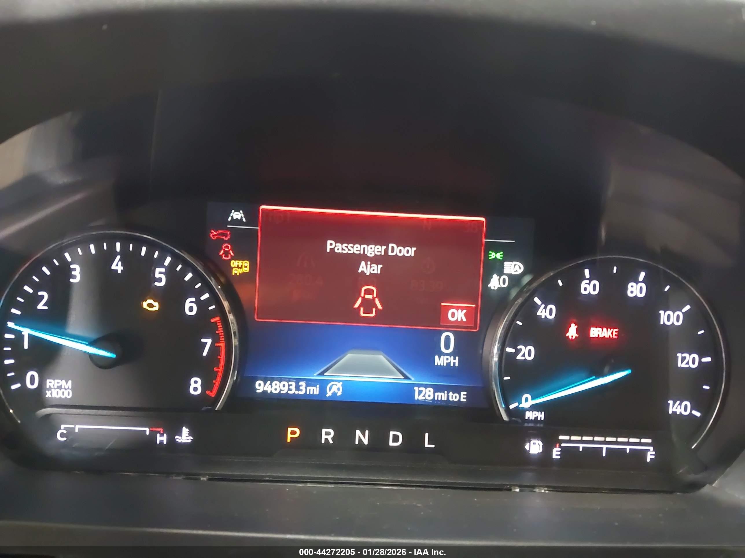 FORD EXPLORER image 7