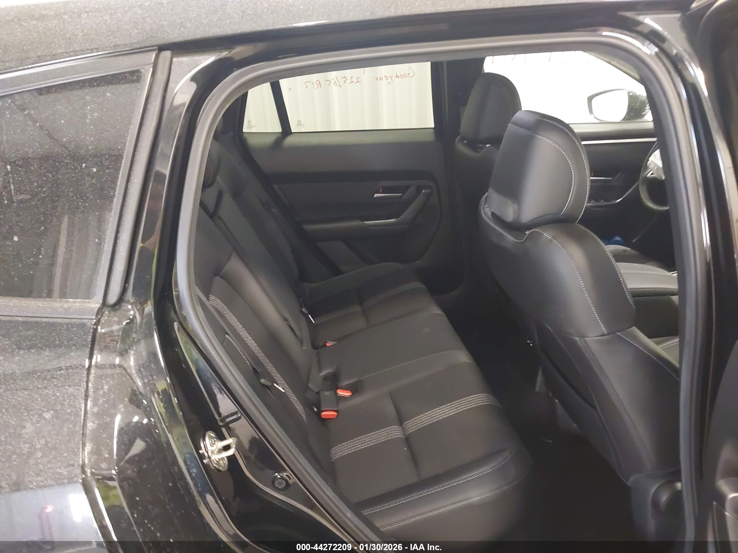 MAZDA CX-50 image 8