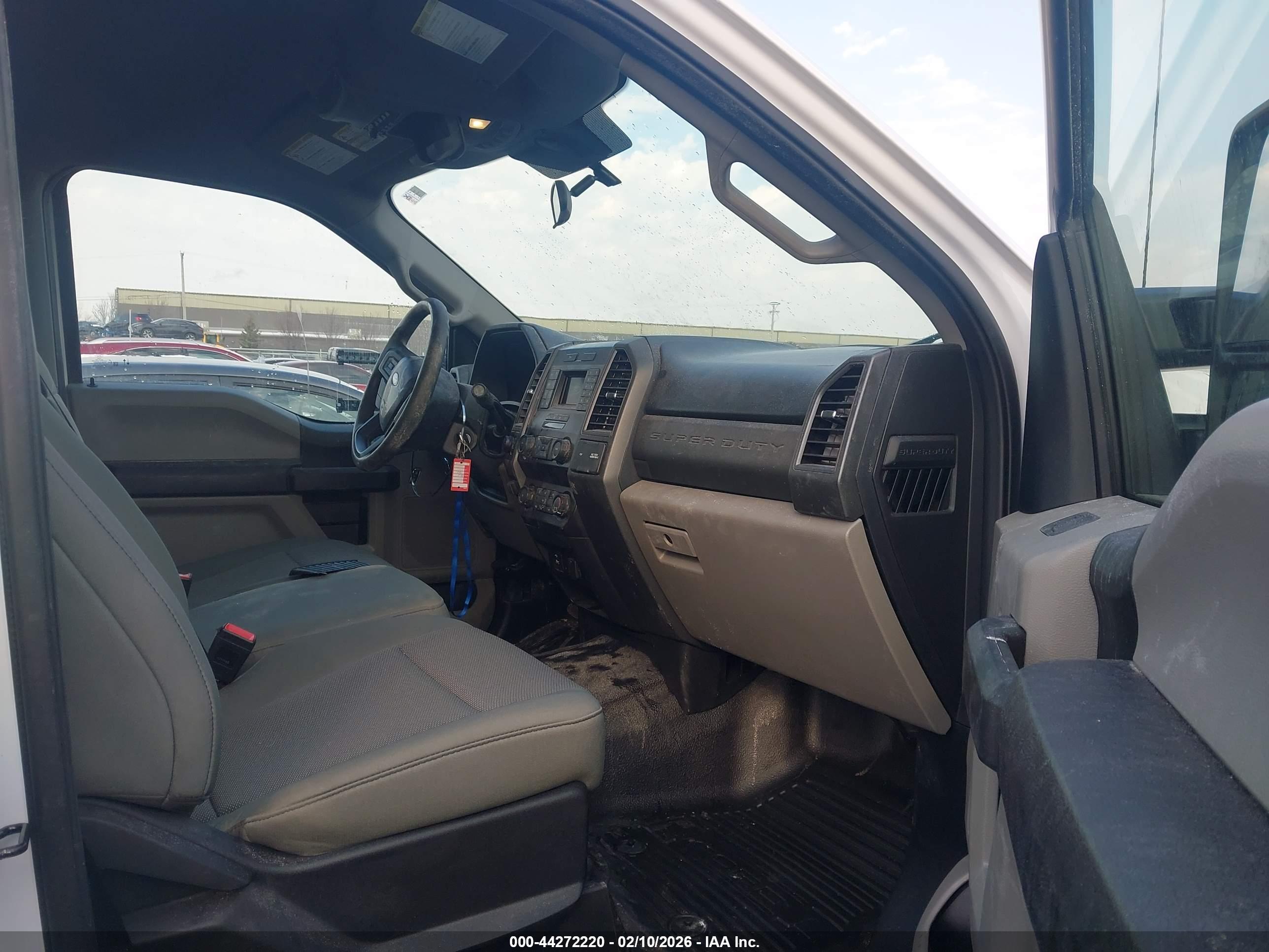 FORD F-250 image 8