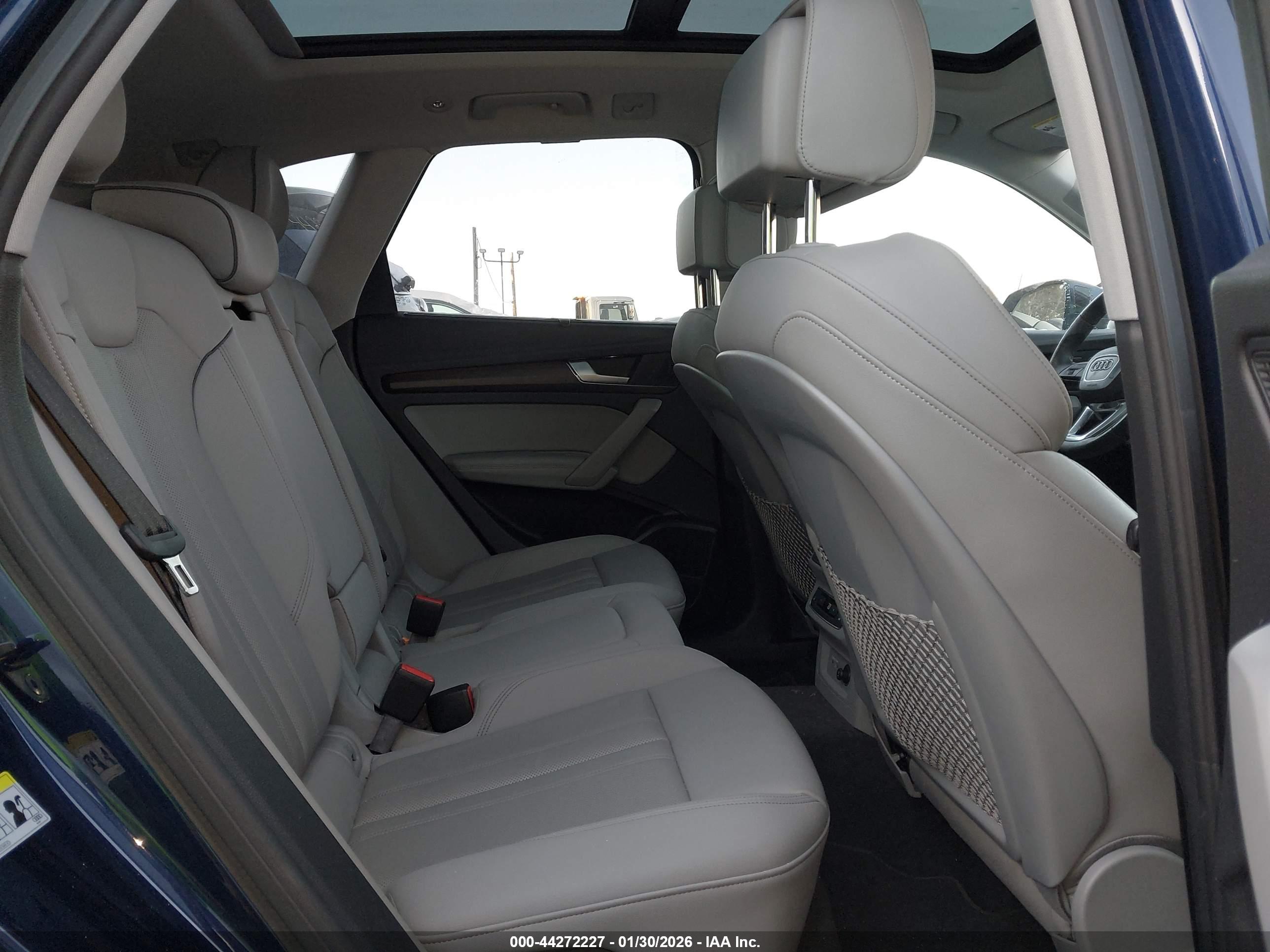 AUDI Q5 image 8
