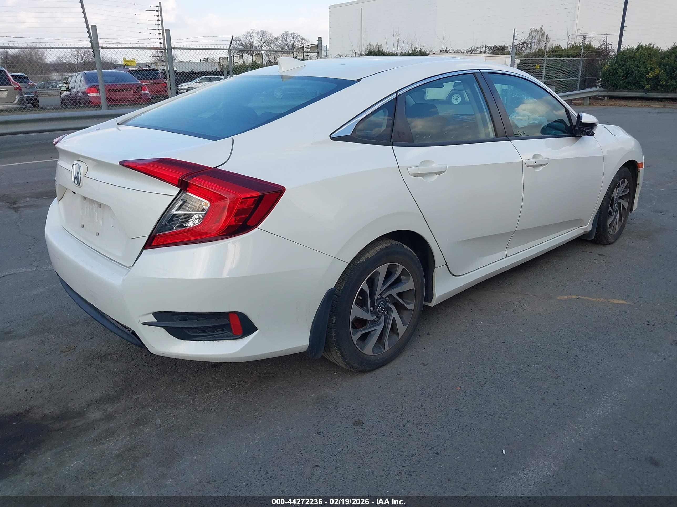 HONDA CIVIC image 4