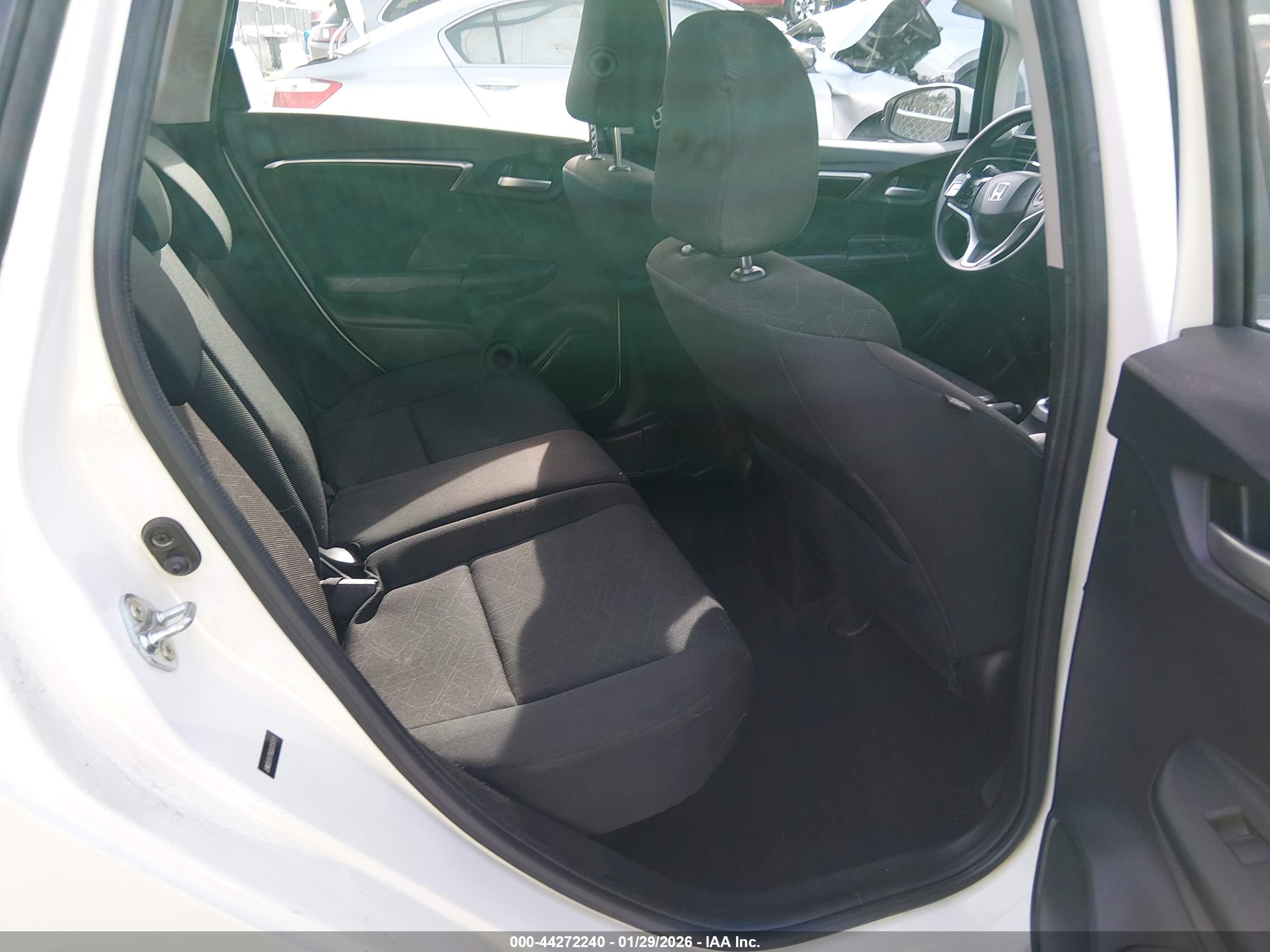 HONDA FIT image 8
