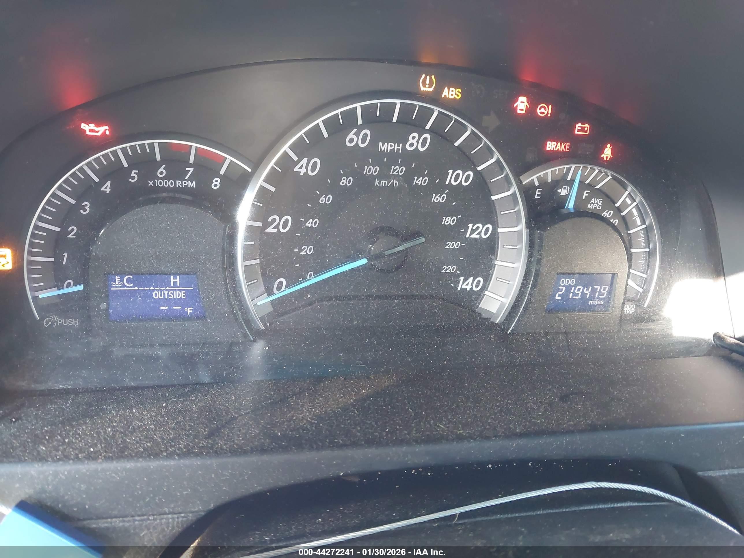 TOYOTA CAMRY image 7