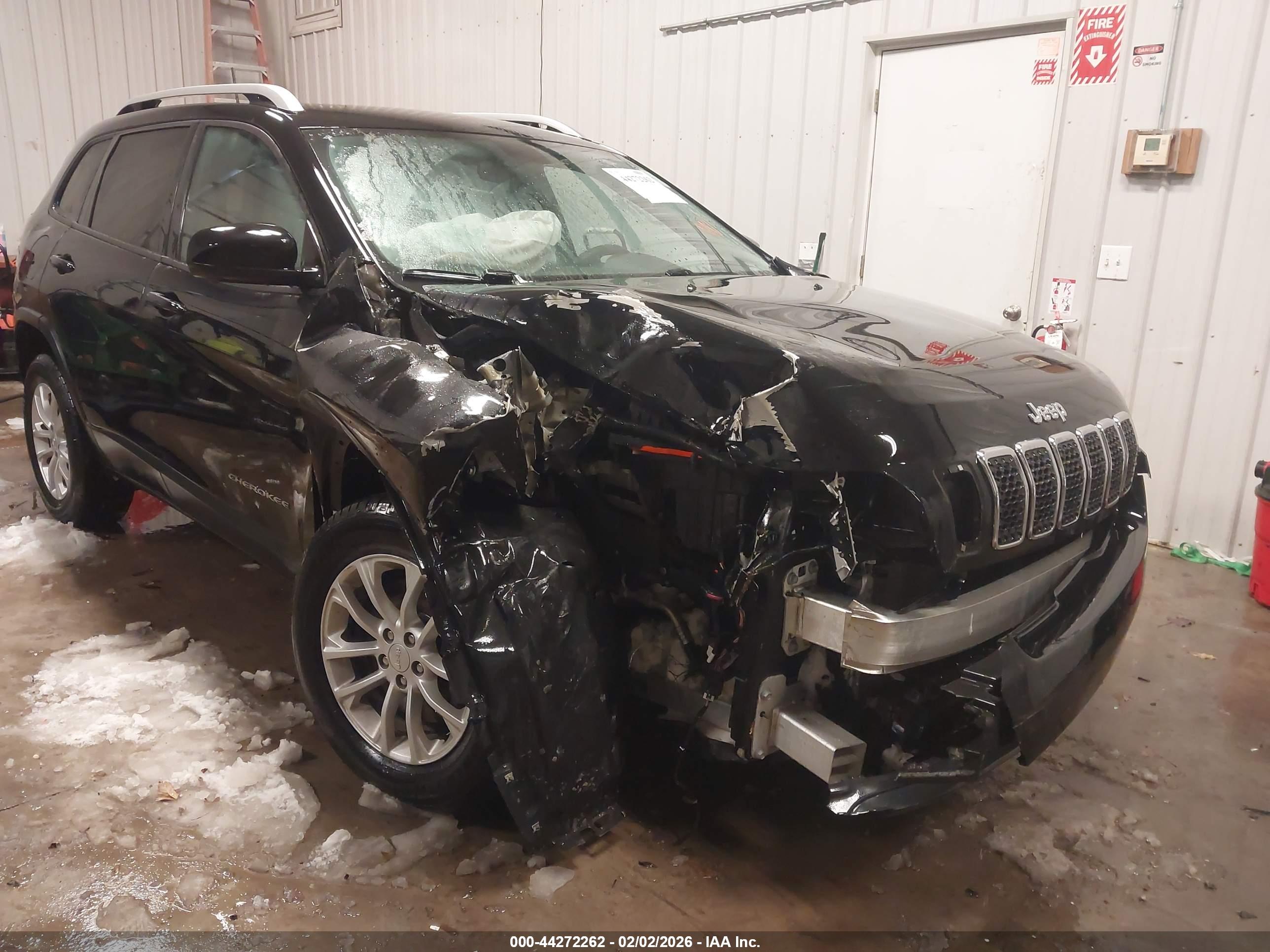 JEEP CHEROKEE image 6