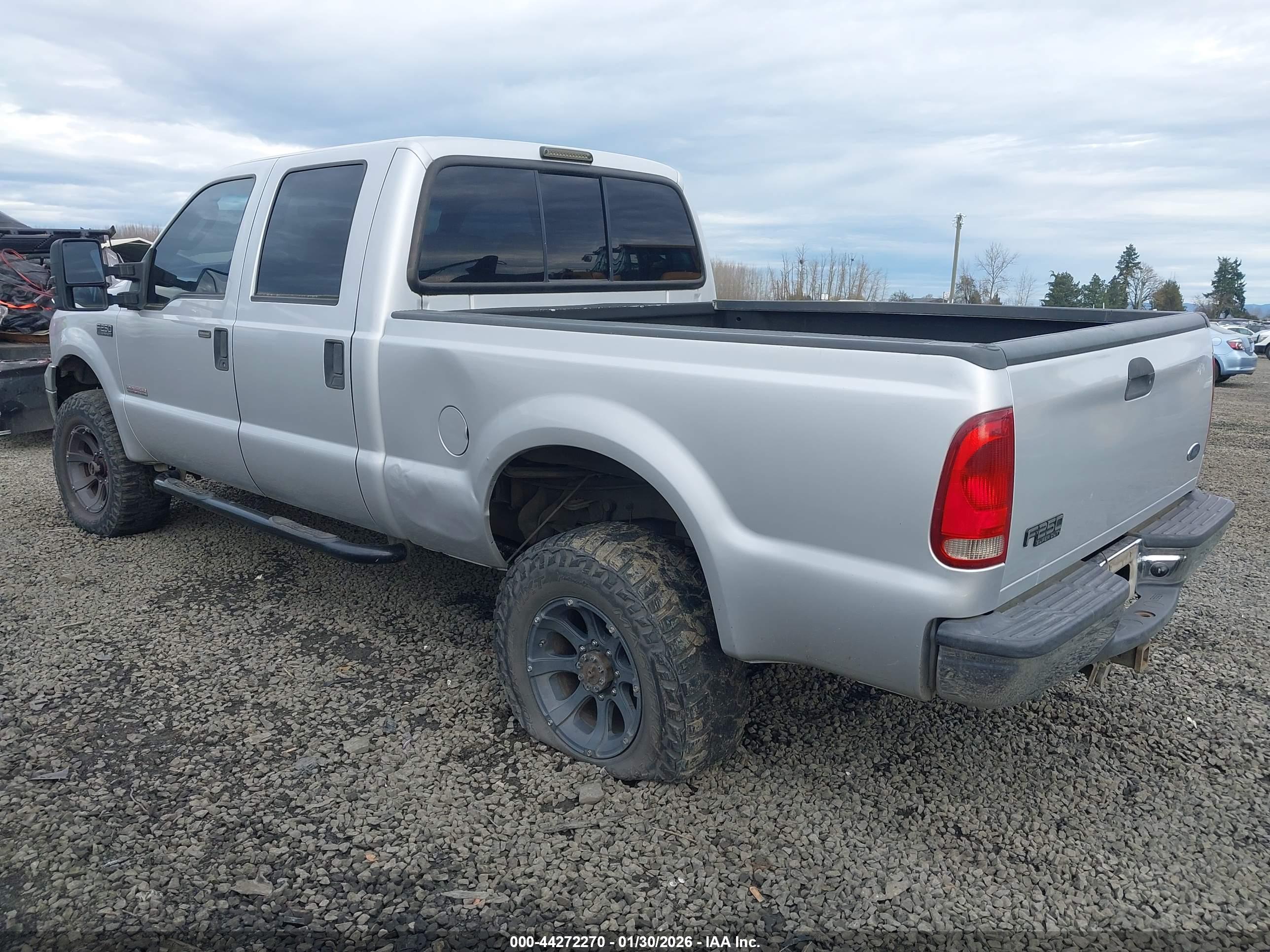 FORD F-250 image 3